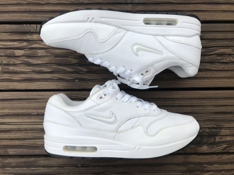 nike air max 1 jewel og white