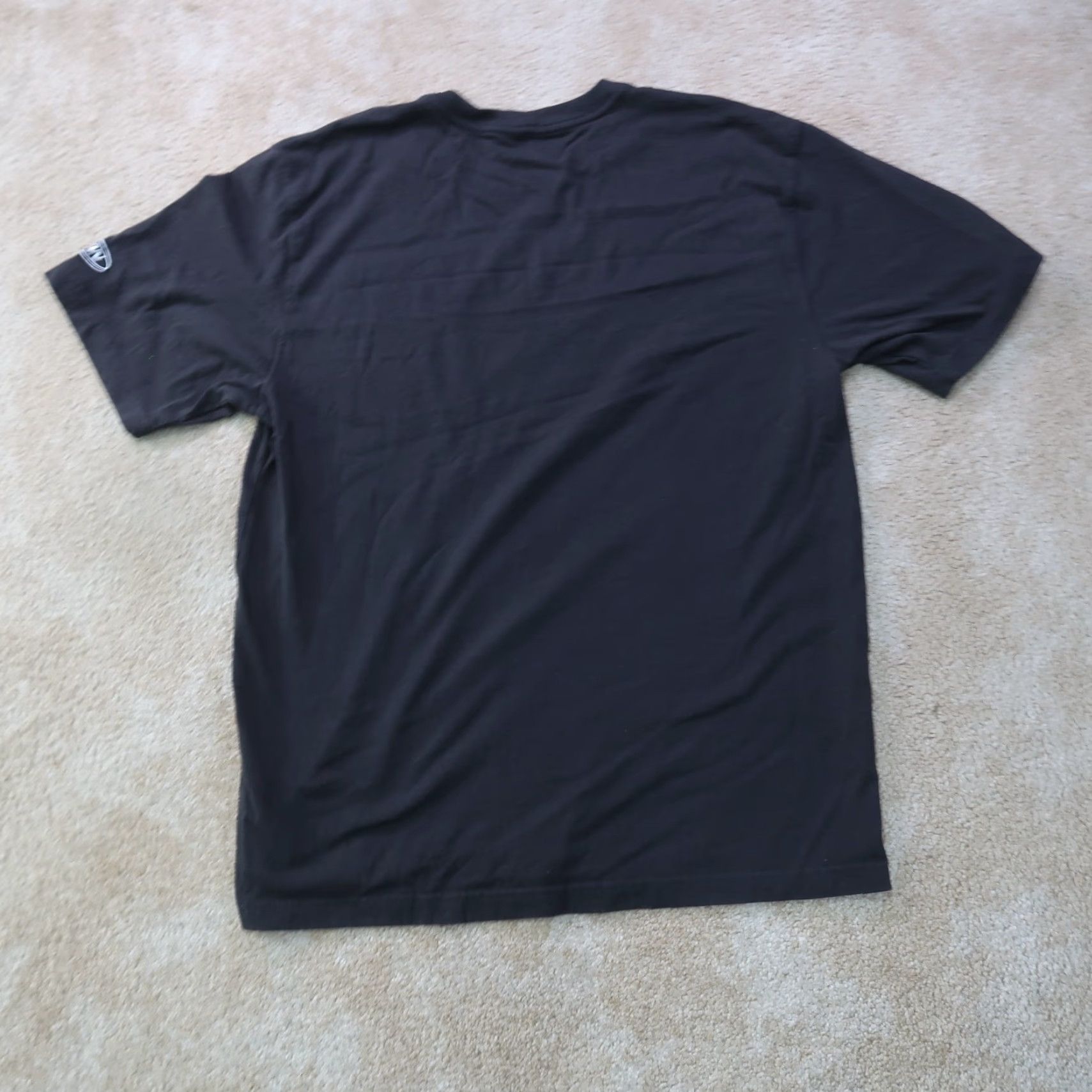 Carhartt Carhartt shirt Men's Medium Patch Pocket Black 100% Cotton Classic Fit Knit Crew Neck Short Sleeve Workwear T-Shirt Size US M / EU 48-50 / 2 - 6 Thumbnail