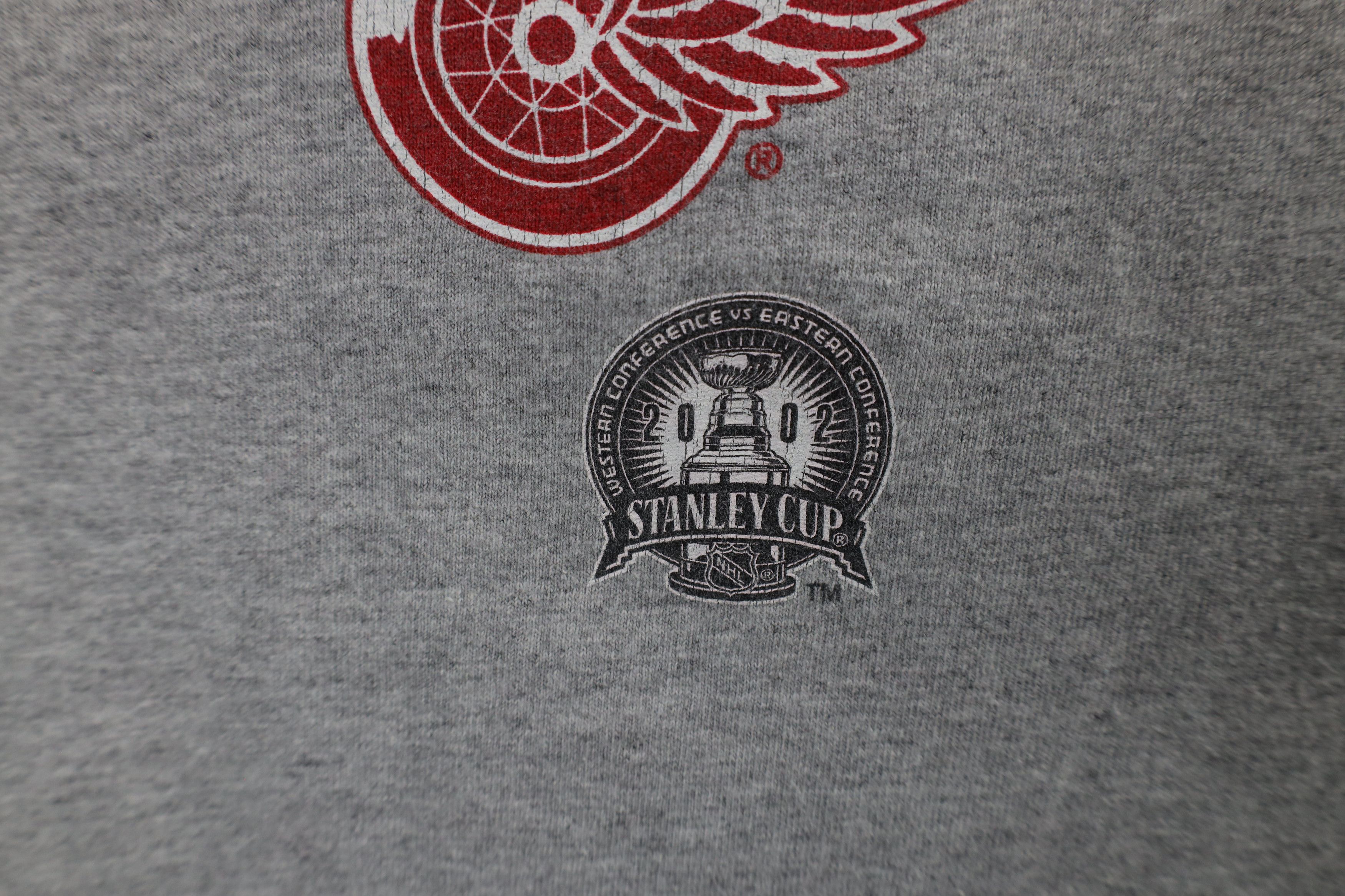 Vintage Vintage 2002 Stanley Cup Champ Detroit Red Wings T-Shirt Size US L / EU 52-54 / 3 - 6 Thumbnail