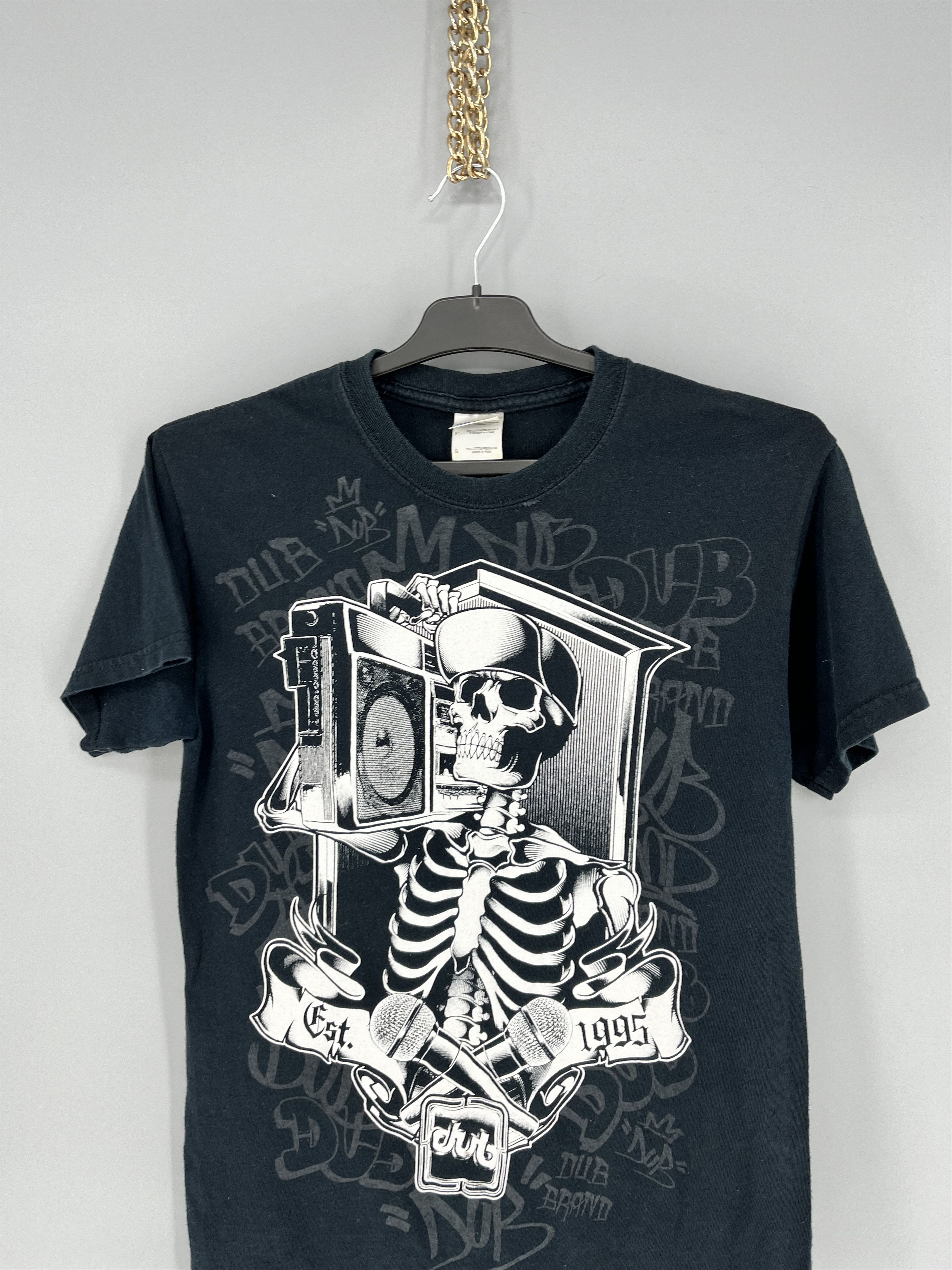 Japanese Brand × Vintage Gildan T-shirt With Skull Dub Reggae Hip-Hop Streetwear Styl Size US S / EU 44-46 / 1 - 6 Thumbnail