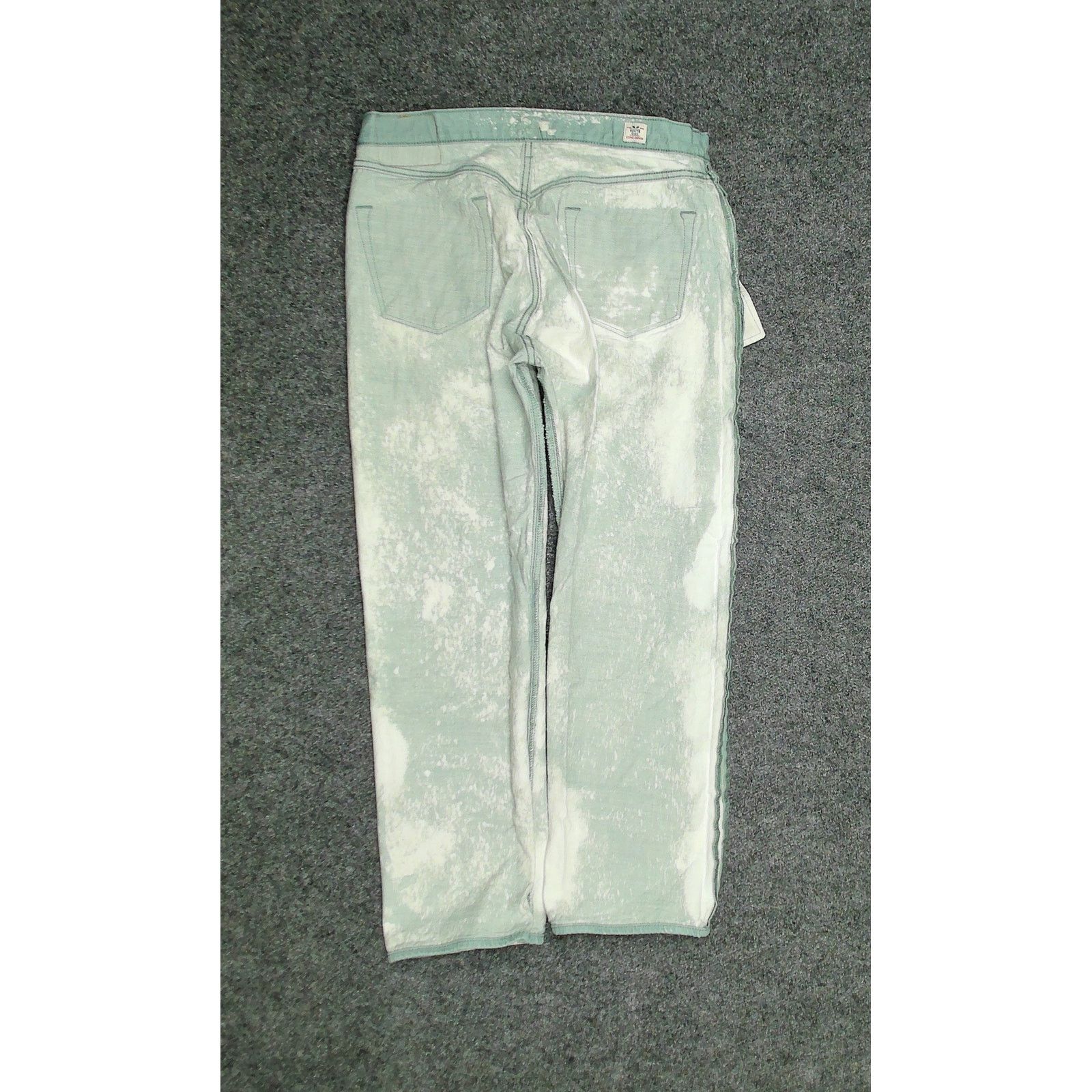Levi's Custom 1-of-1 Bleached Mint Levi's 501 White Oak Cone Denim Size US 35 - 7 Thumbnail