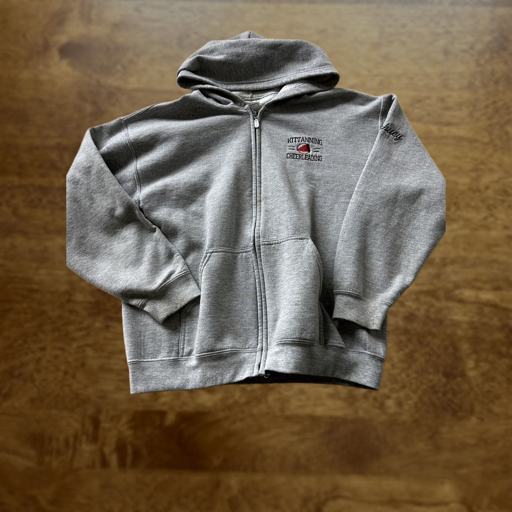 Gildan VINTAGE Gildan Heavy Blend Hoodie Mens L Gray Full Zip KITTANNING CHEERLEADING Embroidered Logo Zipper Pockets Size US L / EU 52-54 / 3 - 1 Thumbnail