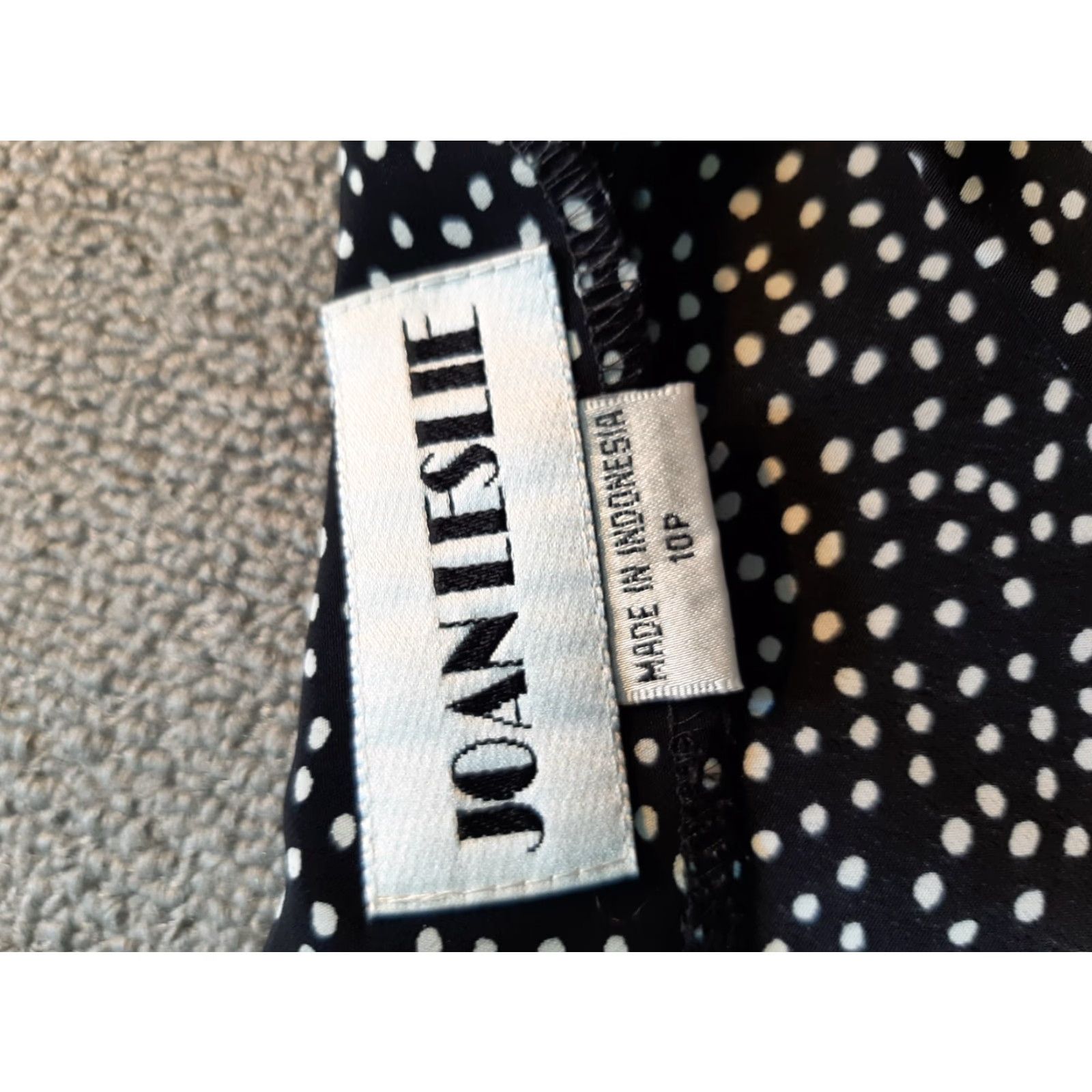 Vintage Joan Leslie Button Up Shirt Womens Size 10P Petite Black White Dots Short Slve Shirt Size L / US 10 / IT 46 - 2 Thumbnail