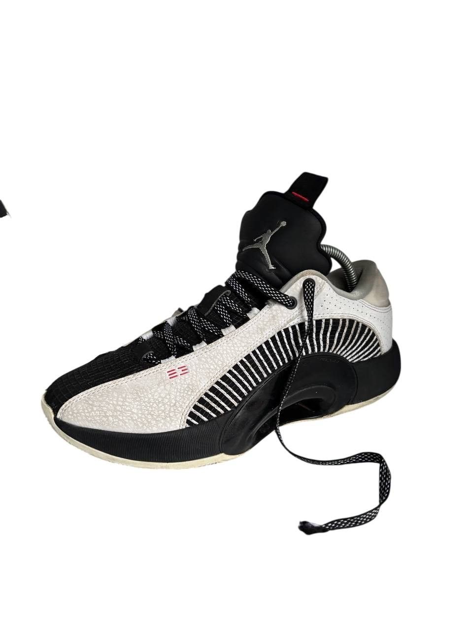 Jordan Brand Air Jordan 35 XXXV Low Top Sneakers Shoes CW2460-101 Size US 9 / EU 42 - 5 Thumbnail