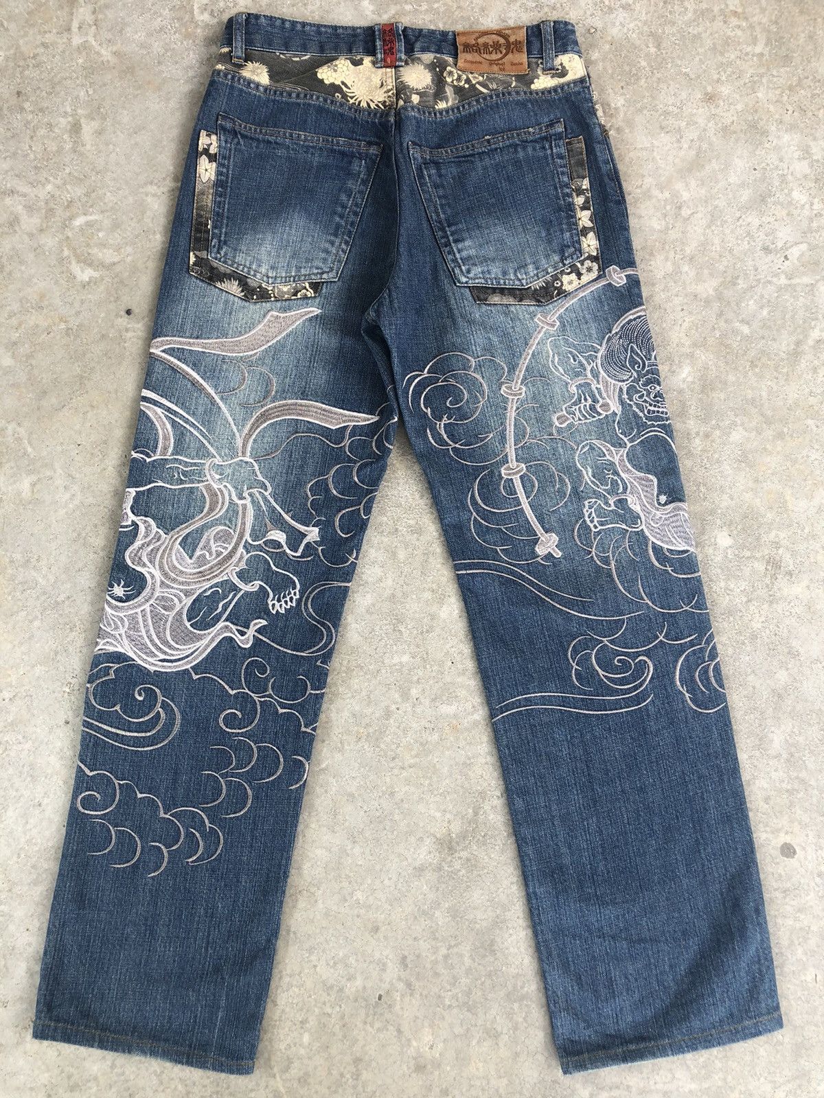 Karakuri Tamashii Karakuri Tamashii Embroidered Jeans Distressed Jeans Size US 30 / EU 46 - 2 Thumbnail