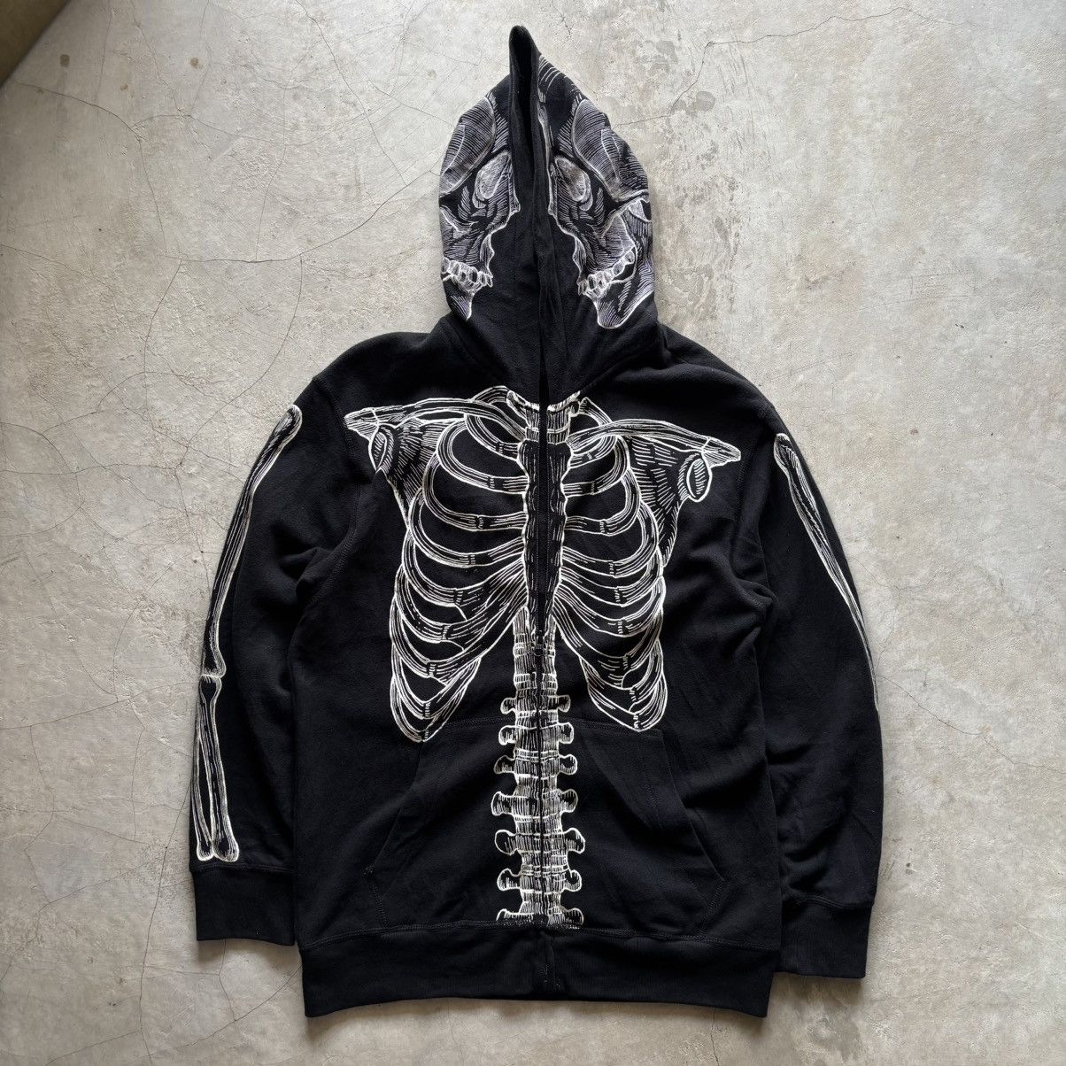 If Six Was Nine × Japanese Brand × Le Grande Bleu (L.G.B.) Gapkids Halloween Skeleton Punk Style Hoodie Size US S / EU 44-46 / 1 - 1 Thumbnail