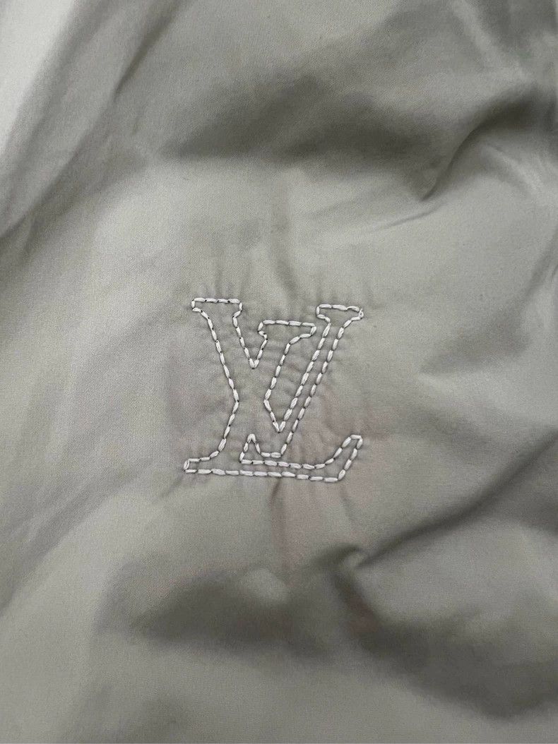 Louis Vuitton Louis Vuitton Double-sided down jacket with presbyopic emb Size US M / EU 48-50 / 2 - 4 Thumbnail