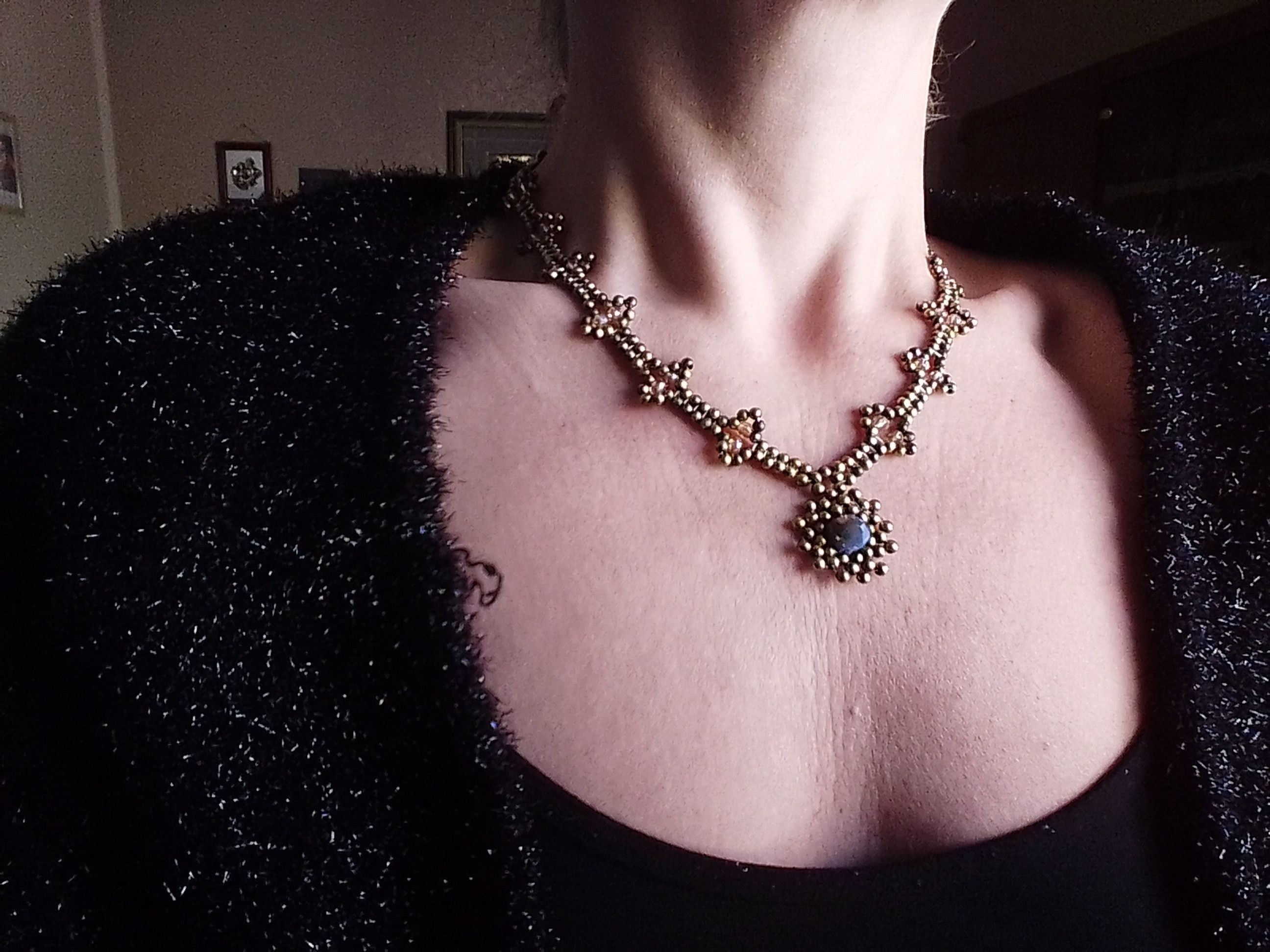 Handmade Necklace Vintage Brass Blue Crystal Pendant Elegant Pattern Size ONE SIZE - 2 Thumbnail
