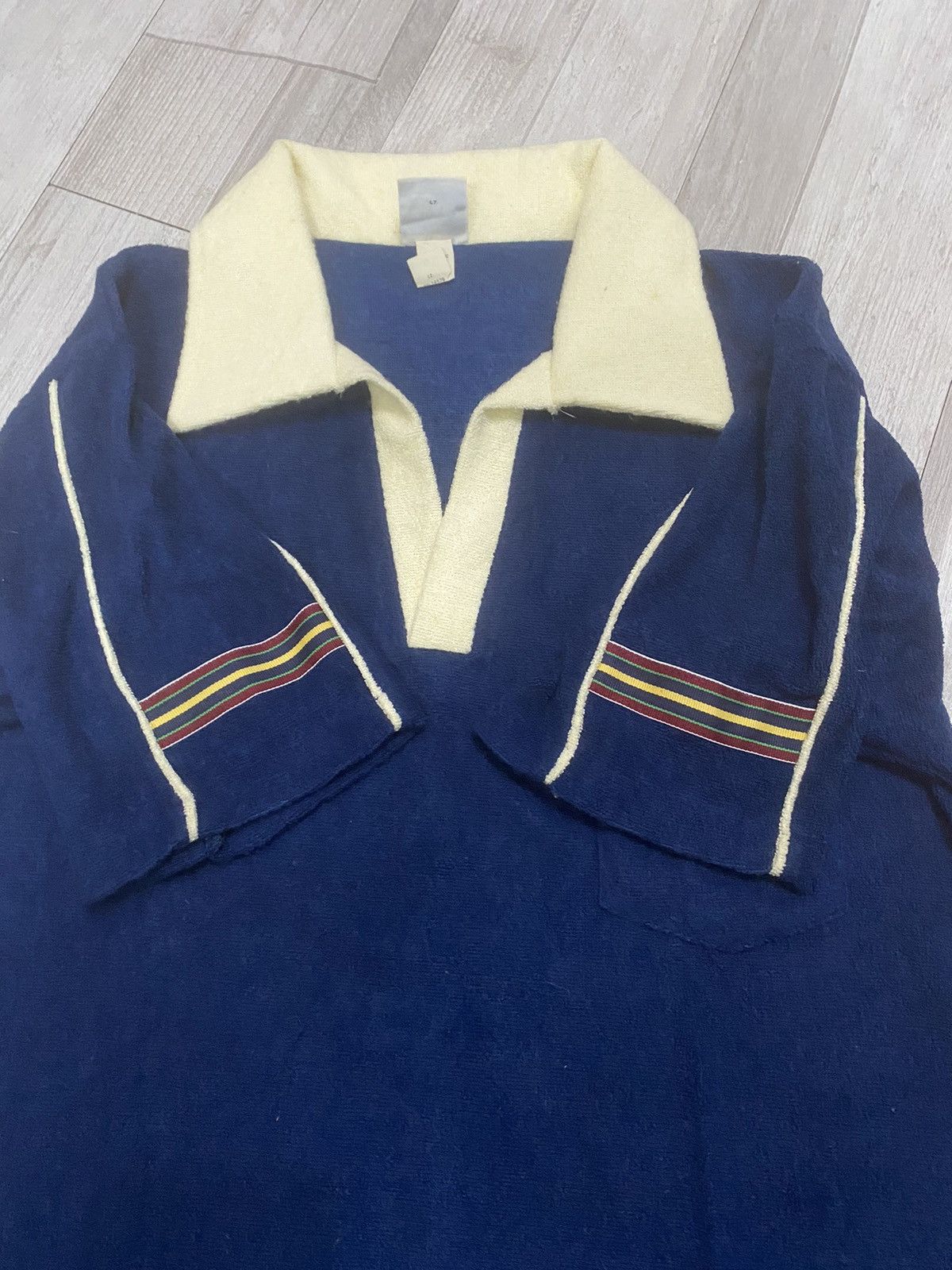 Vintage Vintage retro 70s collared polo towel tee size S Size US S / EU 44-46 / 1 - 3 Thumbnail