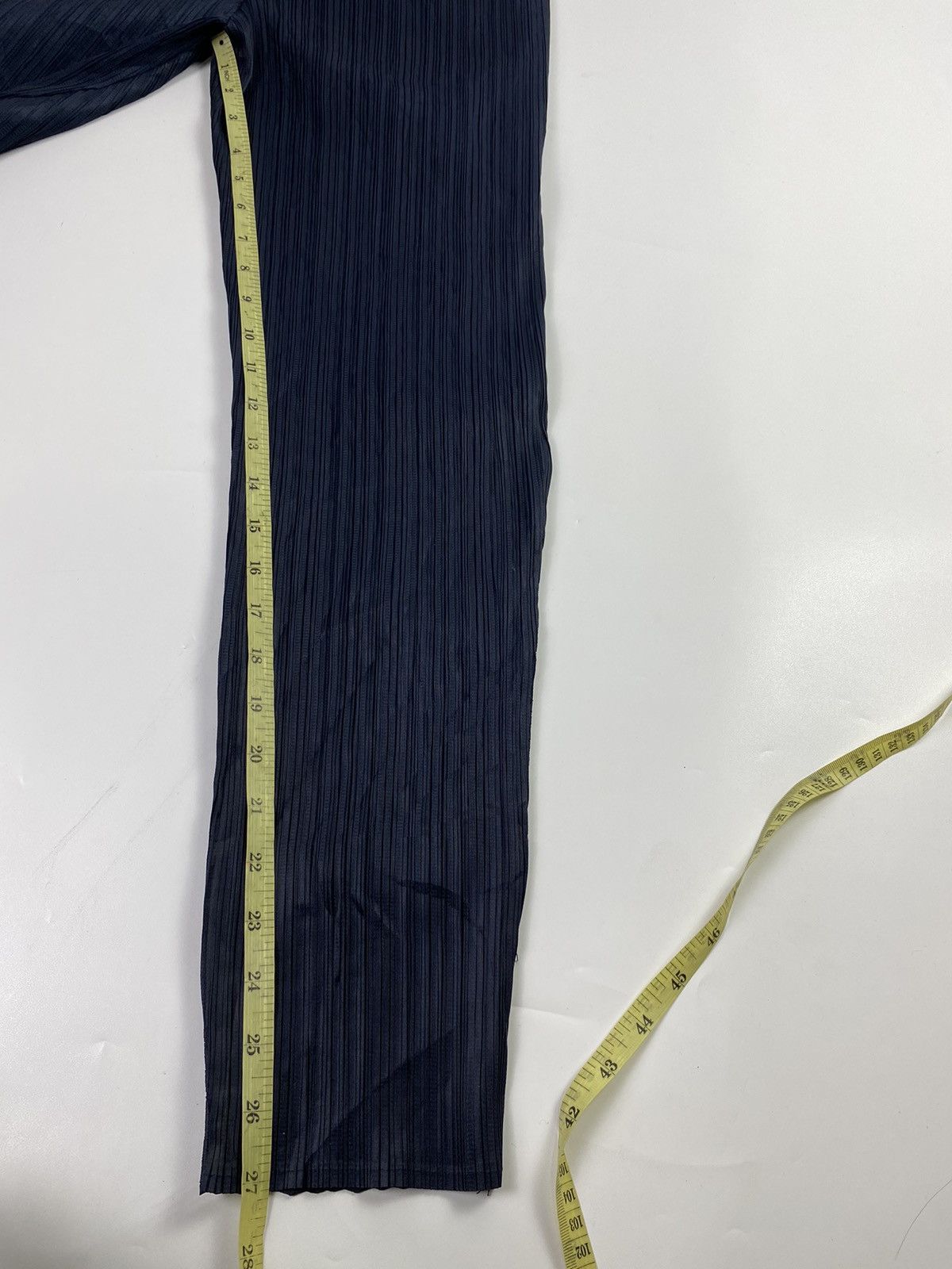 Designer × Issey Miyake × Pleats Please Issey Miyake pleated issey miyake pleatsplease trouser pant lost tag Size US 28 / EU 44 - 12 Thumbnail