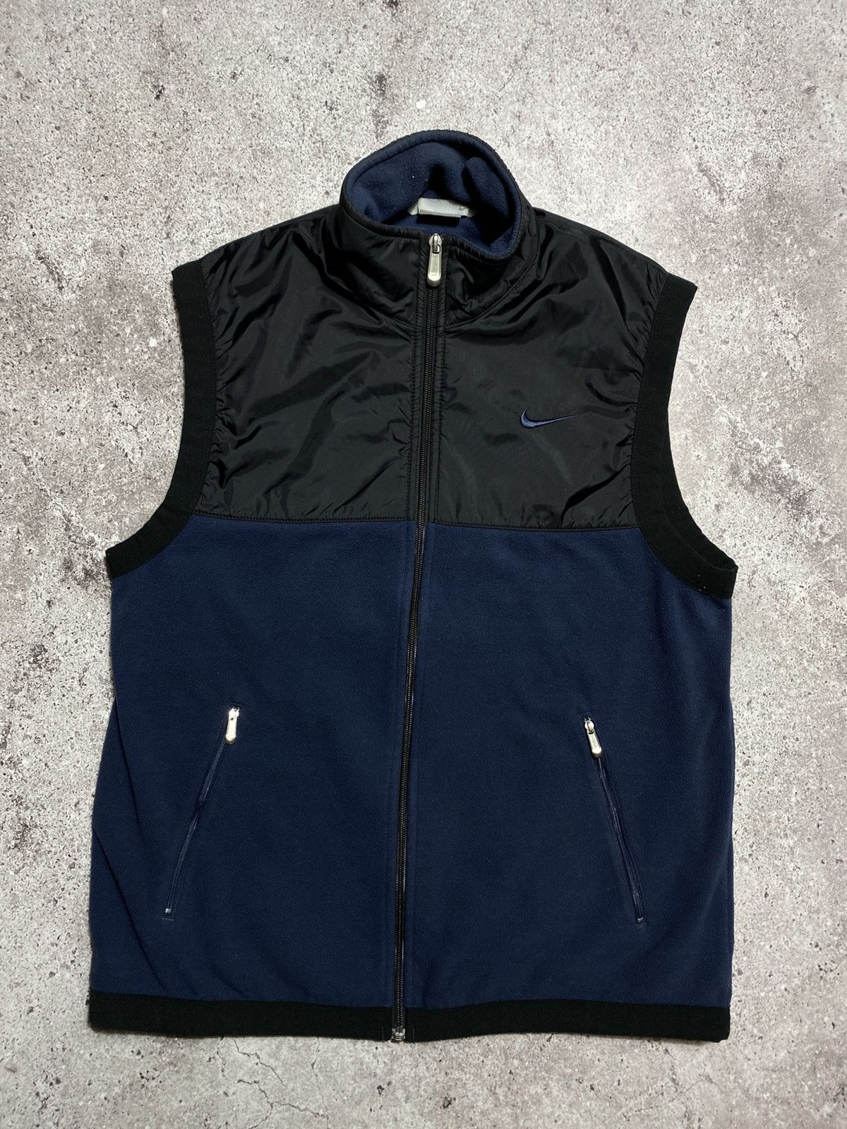 m*★様 Mサイズ Supreme Nike Reversible Vest Supreme®/Nike® Reversible Nylon Sherpa Vest - Supreme