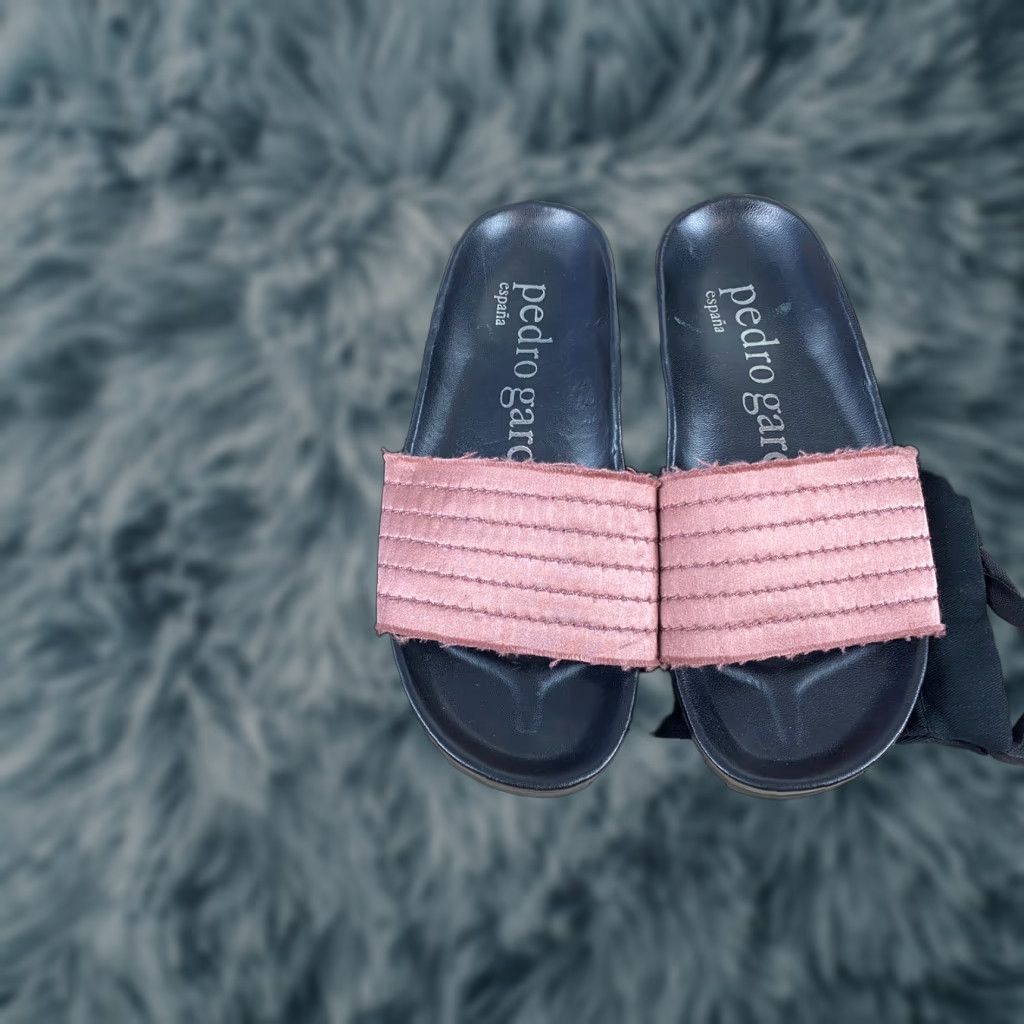 Pedro Garcia VINTAGE Pedro Garcia Amparo Pink Satin Frayed Slide Sandals Womens 36 EU 6 US Size US 6 / IT 36 - 1 Thumbnail