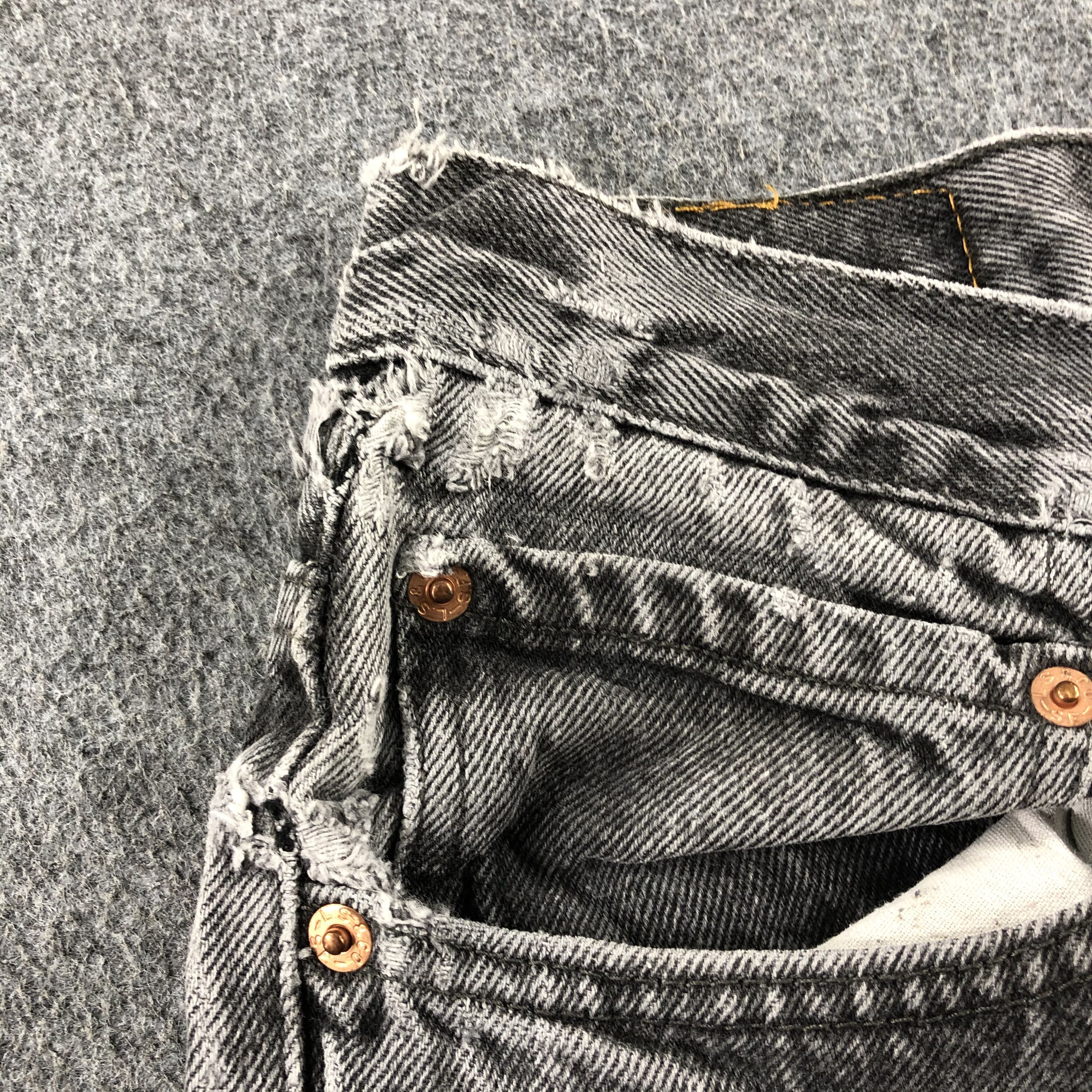 Levi's Vintage Levis 505 Jeans-J2309 Size US 32 / EU 48 - 12 Thumbnail