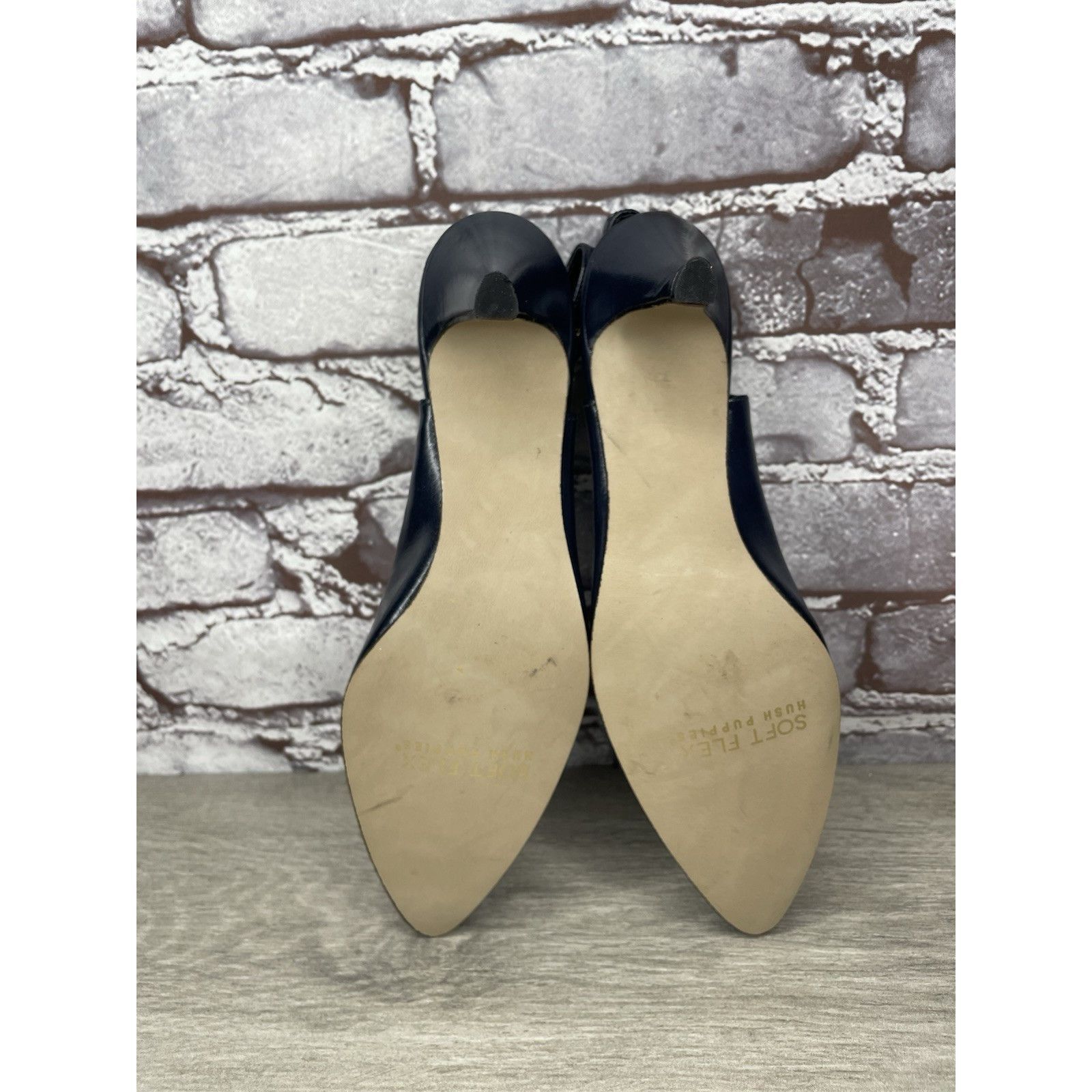 Hush Puppies Hush Puppies Navy Blue Leather Pointed Toe Ankle Strap Heels Size US 8.5 / IT 38.5 - 7 Thumbnail