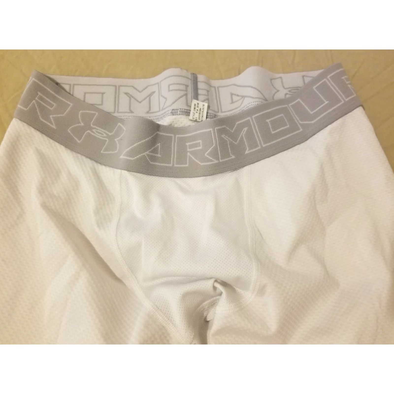 Under Armour Under Armour Pants Mens Athletic White L Large Sweatpants Regular Size Medium Small Size US 33 - 5 Thumbnail