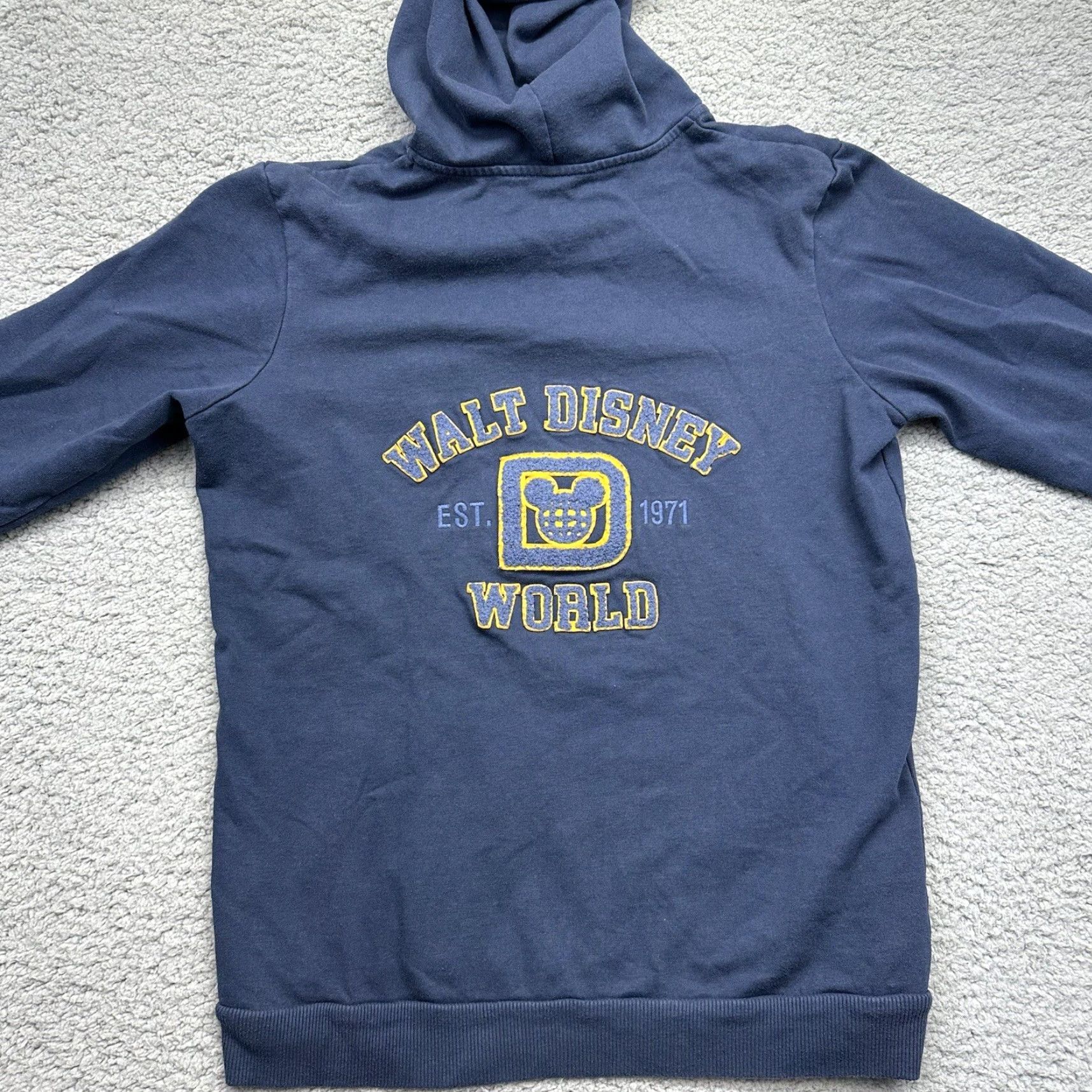 Disney Disney Walt Disney World Adult Large Hooded Sweatshirt Mickey Mouse Disney Parks Hoodie Shirt Size US L / EU 52-54 / 3 - 3 Thumbnail
