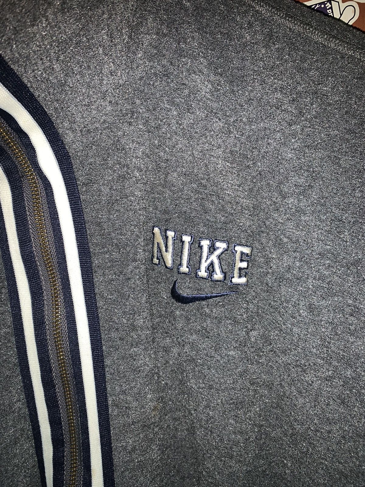 Vintage Vintage Nike fleece jacket Baggy styles 90’s Size US L / EU 52-54 / 3 - 3 Thumbnail