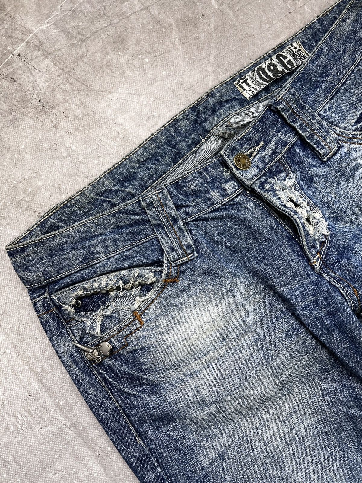 Dolce & Gabbana Dolce Gabbana flared distressed jeans y2k hype tornado mart Size US 33 - 5 Thumbnail