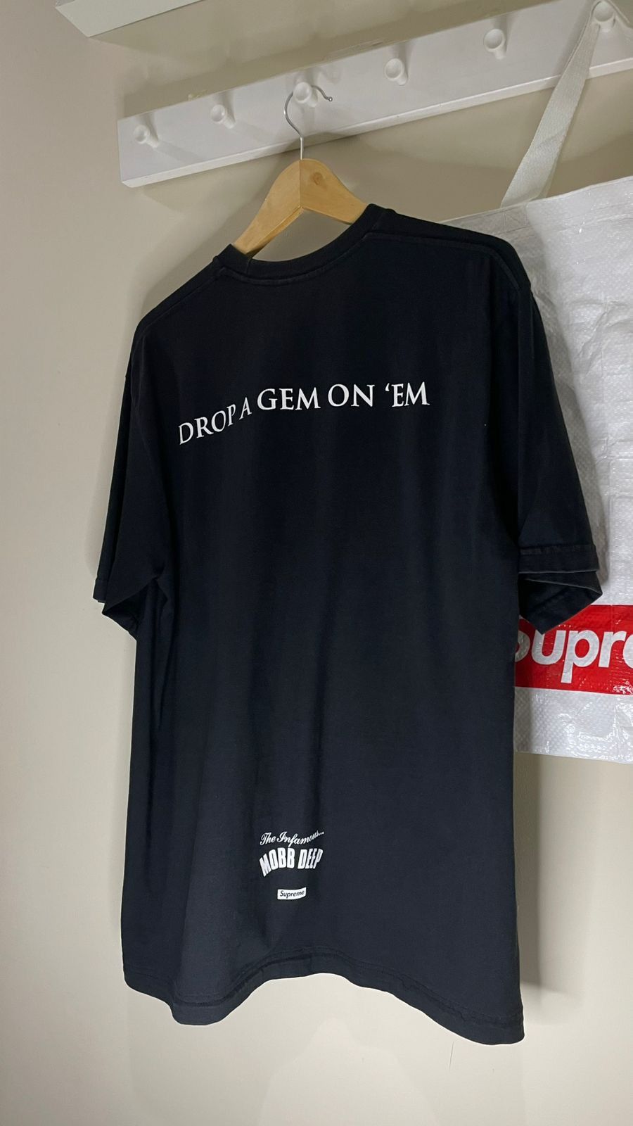 Supreme Supreme x Mobb Deep “Dragon” Tee SS23 Size US L / EU 52-54 / 3 - 2 Thumbnail