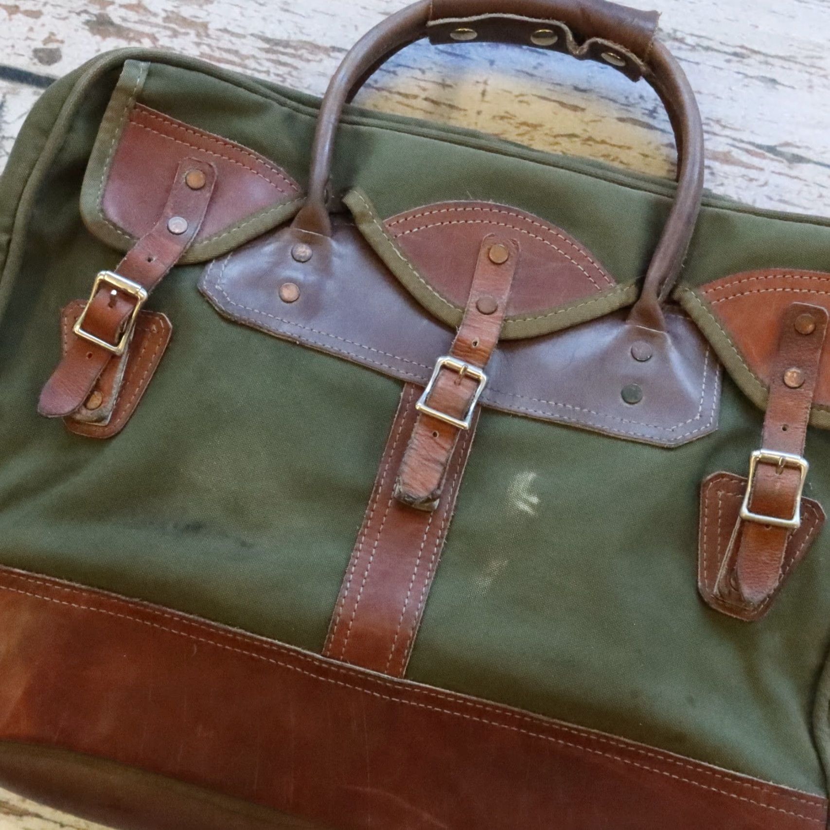 Orvis VINTAGE The Orvis Company Battenkill Leather and Green Canvas Duffle Travel Bag - Men - Green - Canvas - Bag Size ONE SIZE - 4 Thumbnail