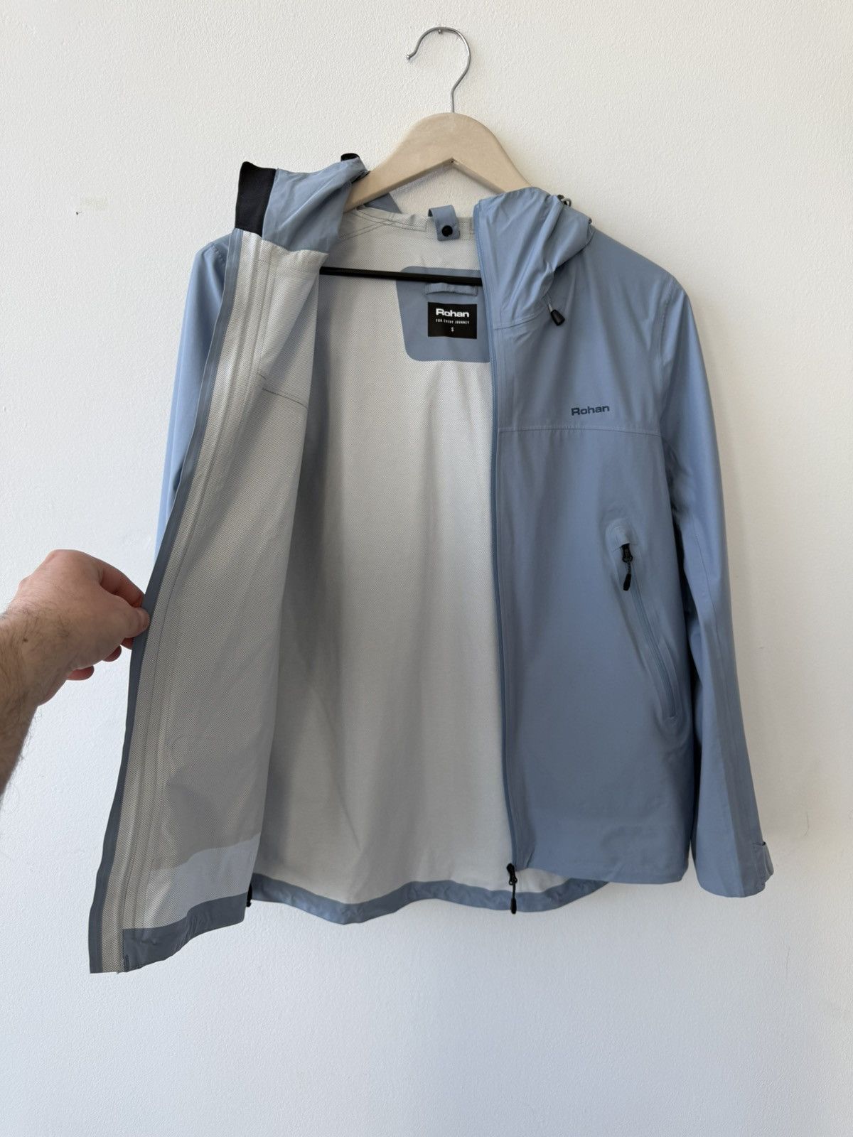 Other Rohan Momentum Jacket Barricade Waterproof Hiking Rain Coat Size US S / EU 44-46 / 1 - 6 Thumbnail