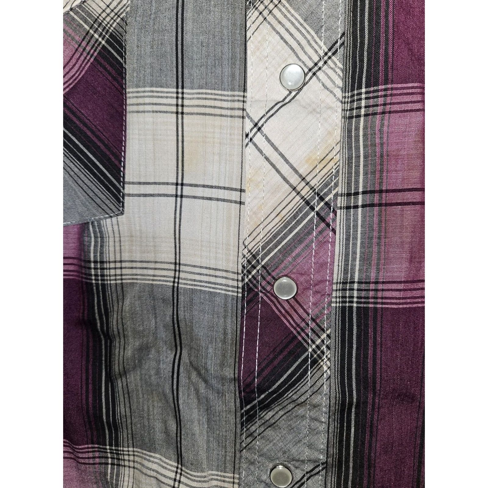 Wrangler VINTAGE Wrangler Shirt Mens 2XL Purple Plaid Western Pearl Snap Short Sleeve Shirt Mens 2XL Purple Plaid Western Pearl Snap Short Sleeve Size US XXL / EU 58 / 5 - 5 Thumbnail