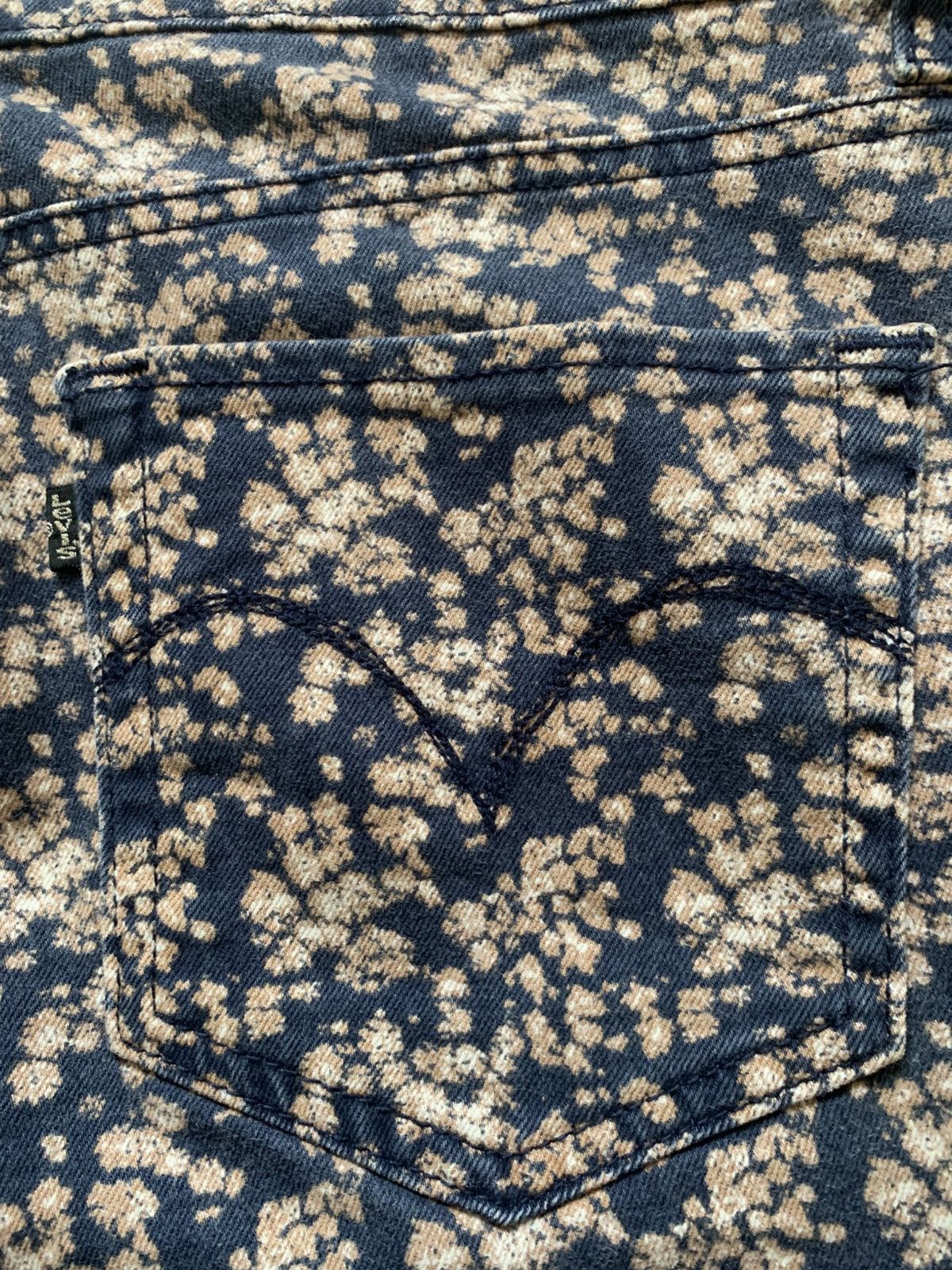 Levi's Levi’s Floral Fullprint Unisex Jeans Pants Size US 34 / EU 50 - 16 Thumbnail