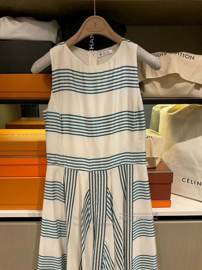 Loro Piana Loro Piana Stripes, blue and white color scheme, 100% silk Size S / US 4 / IT 40 - 2 Thumbnail