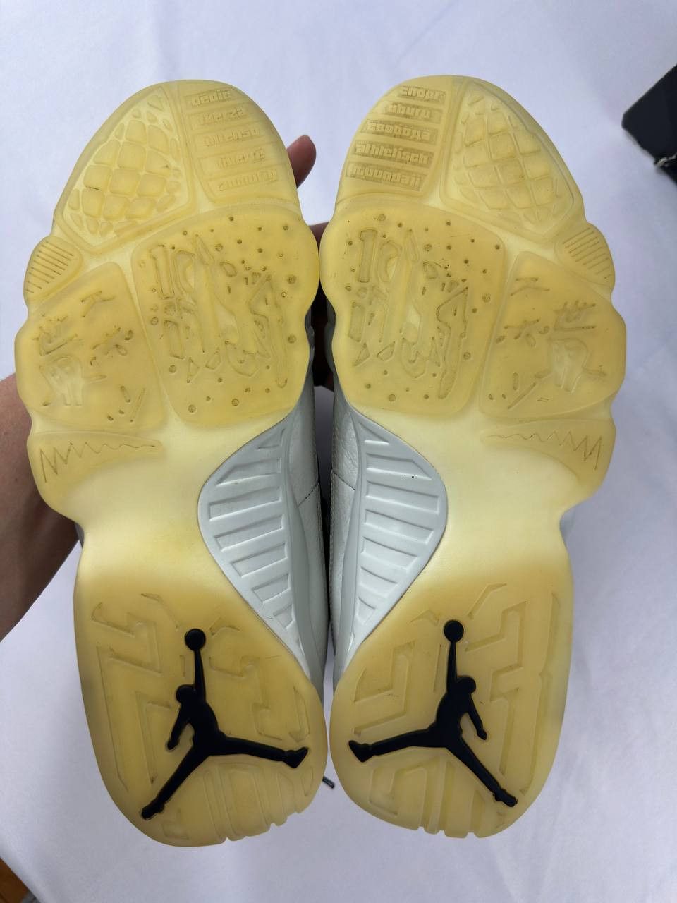 Nike Nike Air Jordan 9 Retro 'City of Flight' 2018 302370-021 Size US 12 / EU 45 - 13 Thumbnail