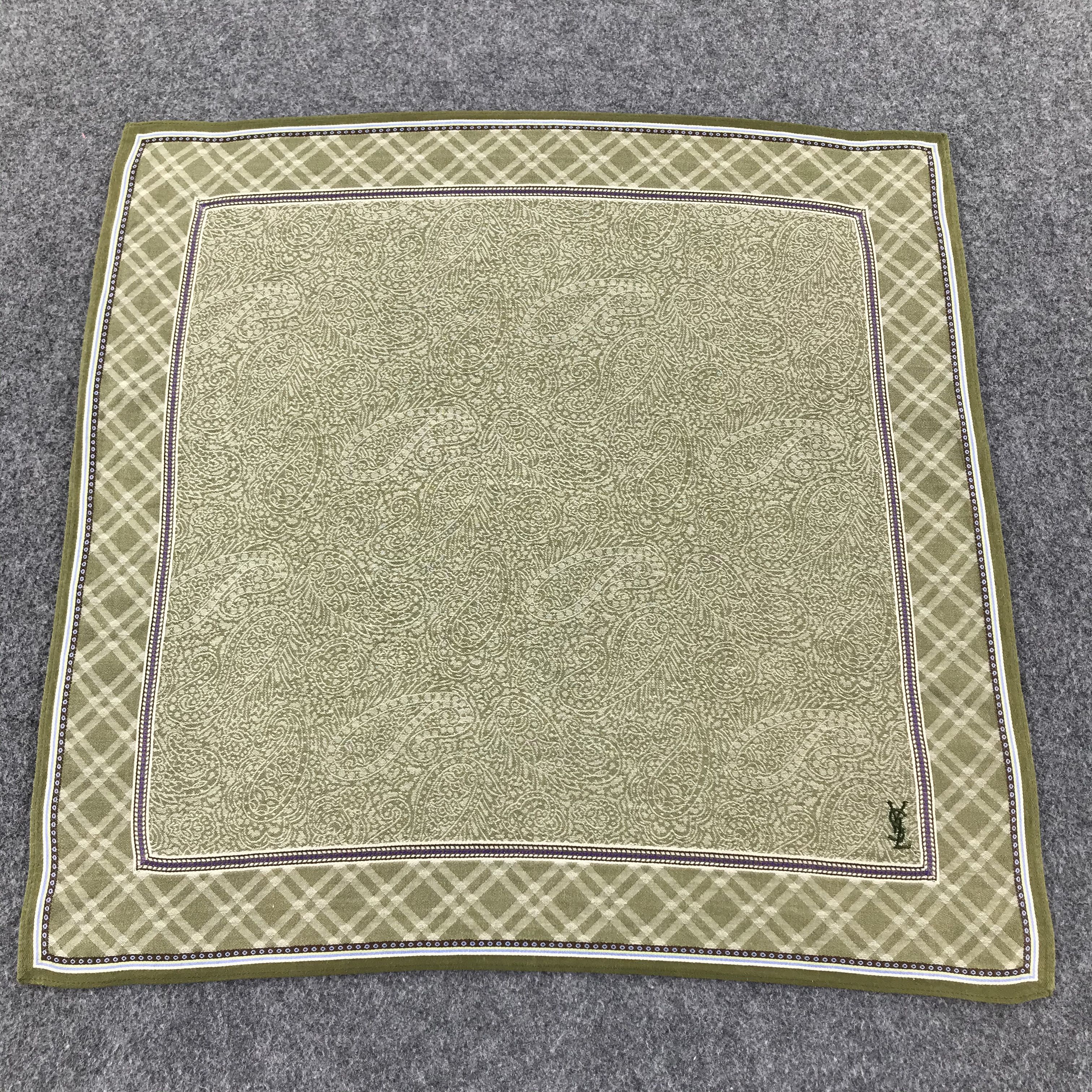Yves Saint Laurent YSL Paisley Handkerchief Neckerchief Bandana H183 Size ONE SIZE - 3 Thumbnail