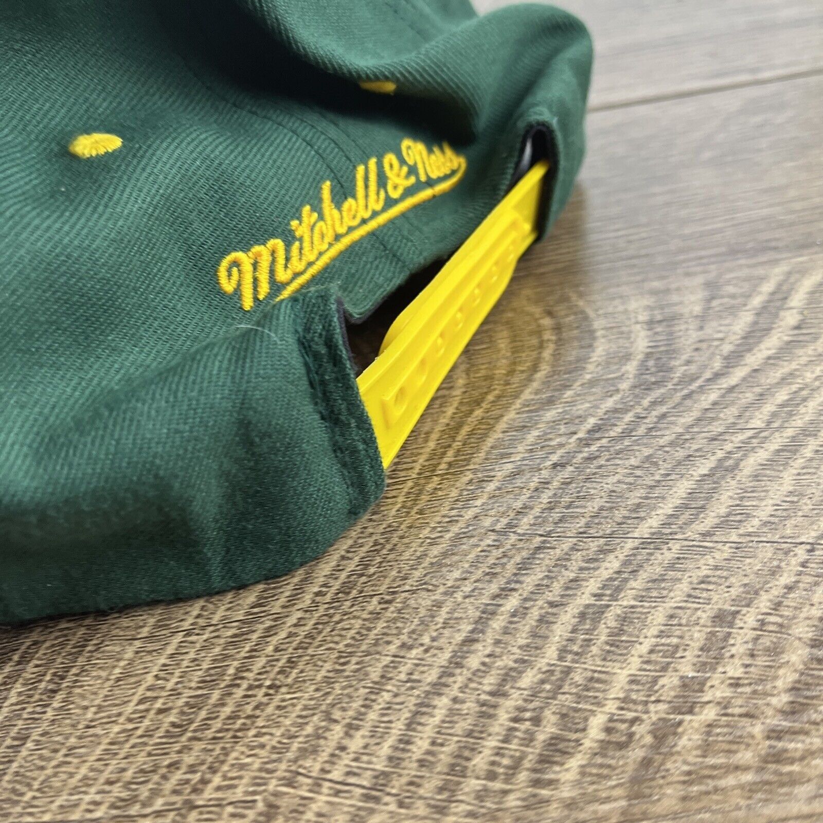 Mitchell & Ness Vintage Green Bay Packers Hat Green Hat Snapback Adjustable Size ONE SIZE - 11 Thumbnail