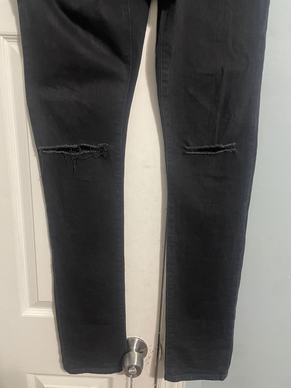 Saint Laurent Paris Saint Laurent SS14 Knee Cut Distressed Denim Size US 31 - 2 Thumbnail