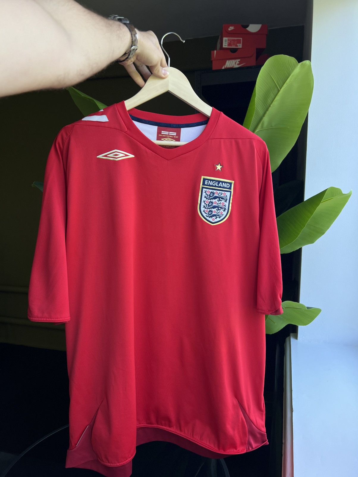 Vintage England 2006 Umbro Red Away Shirt 2XL (Fits XL) –Beckham Era Size US XXL / EU 58 / 5 - 22 Thumbnail