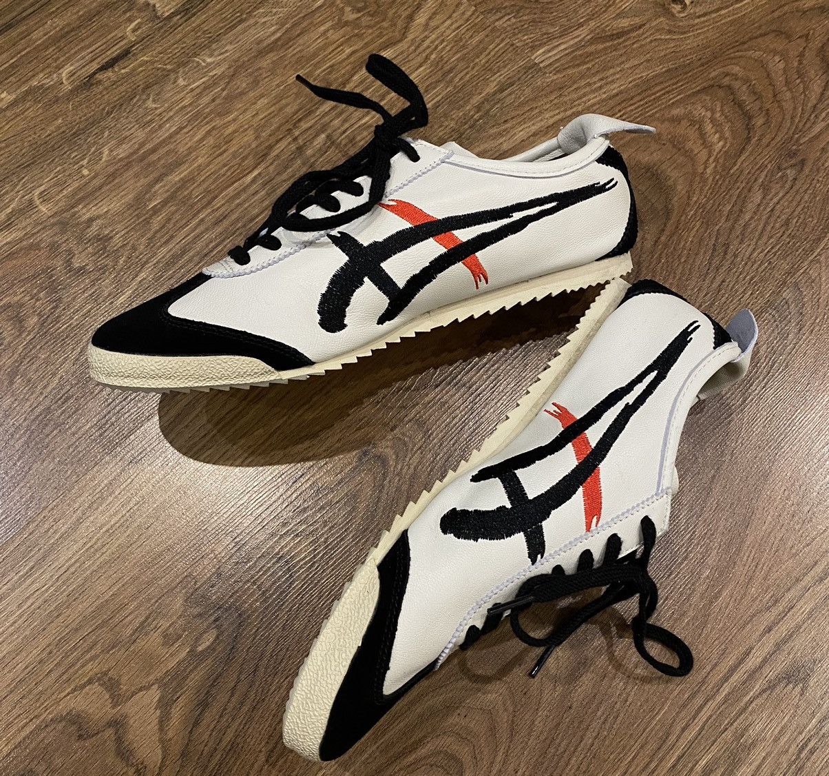Onitsuka Tiger Onitsuka Tiger Nippon Mexico 66 Leather Made in Japan Size US 9 / EU 42 - 4 Thumbnail