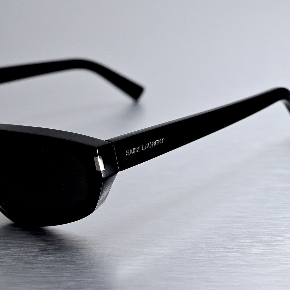 Saint Laurent Paris SAINT LAURENT SL 634 NOVA SUNGLASSES Size ONE SIZE - 3 Thumbnail