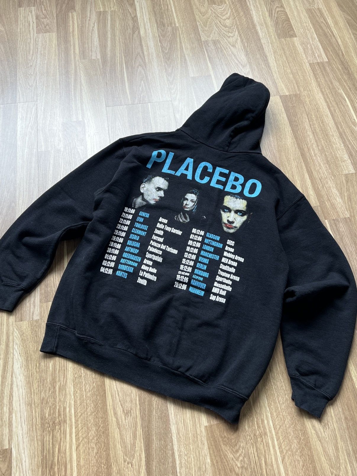 Fruit Of The Loom Vintage Placebo MEDS Tour 2006 Hoodie Rare Black M/L Size US M / EU 48-50 / 2 - 8 Thumbnail