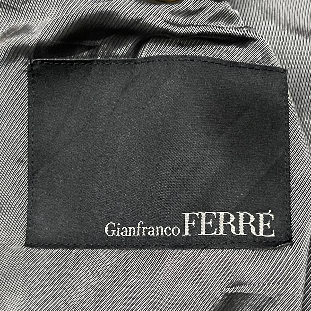 Gianfranco Ferre Vintage Gianfranco Ferre Lana & Cashmere Coat Blazer Size US S / EU 44-46 / 1 - 9 Thumbnail