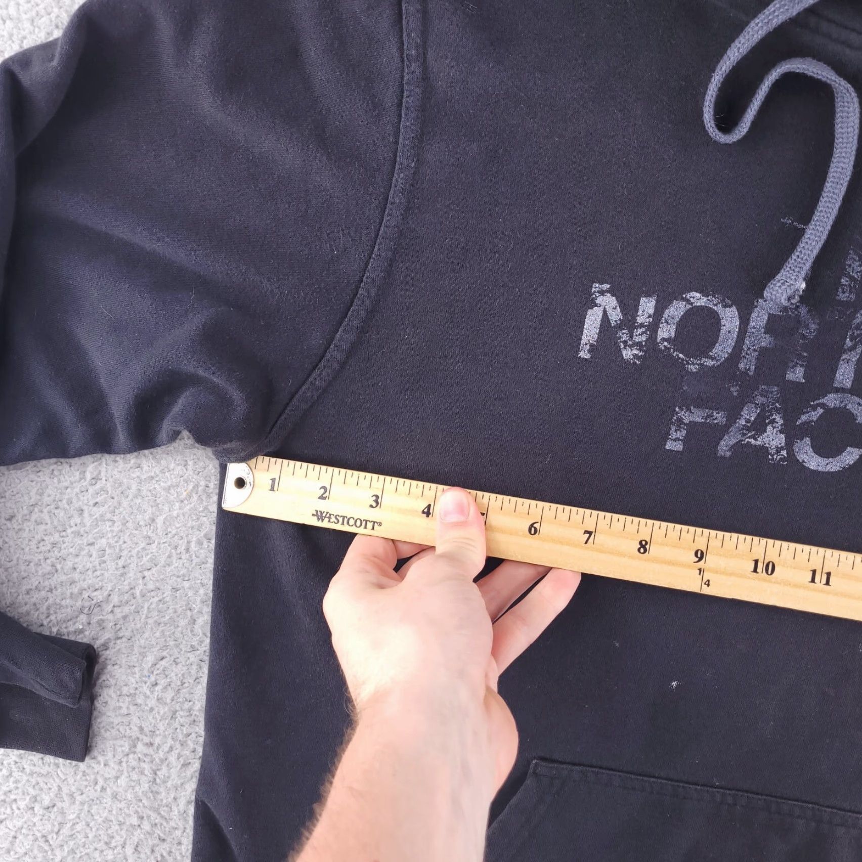 The North Face The North Face Hoodie Mens Medium Black Sweatshirt Graphic Distressed Size US M / EU 48-50 / 2 - 5 Thumbnail