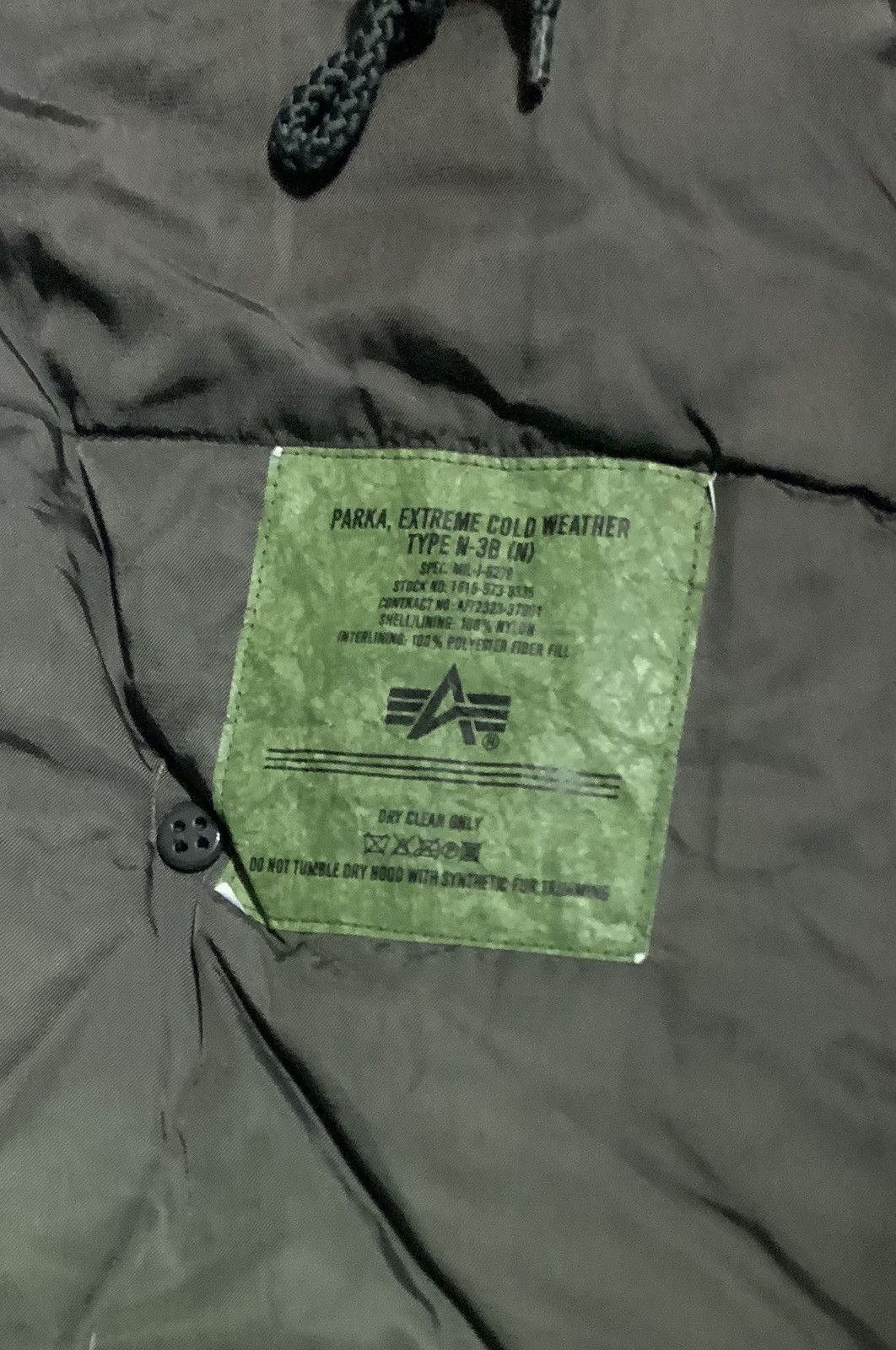 Alpha Industries Vintage Alpha Industries Fur Hoodie Bomber Jacket Nice Size US S / EU 44-46 / 1 - 10 Thumbnail