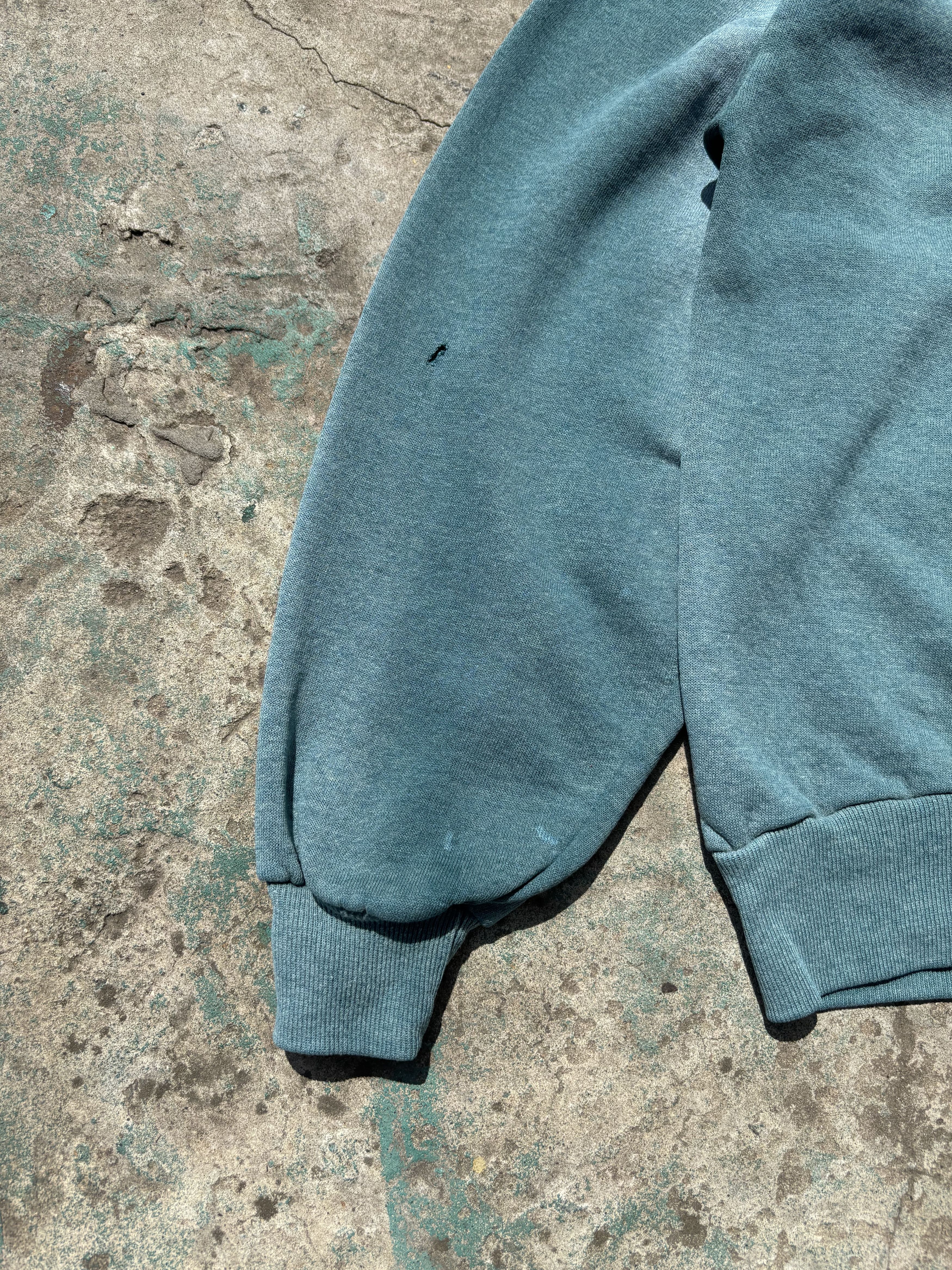 Jerzees Vintage Jerzees Blank Green Sunfaded Sweatshirt Size US L / EU 52-54 / 3 - 4 Thumbnail