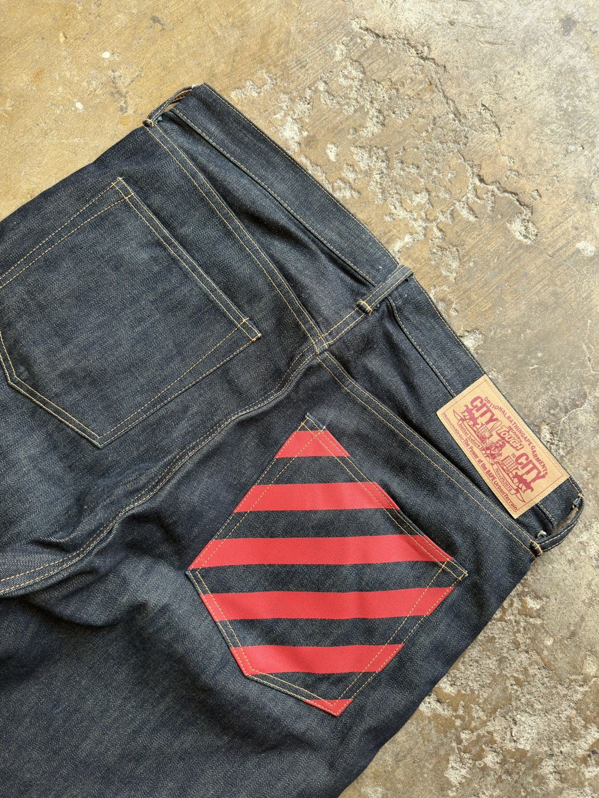 Bape Bape sad face pants Size US 40 / EU 56 - 5 Thumbnail
