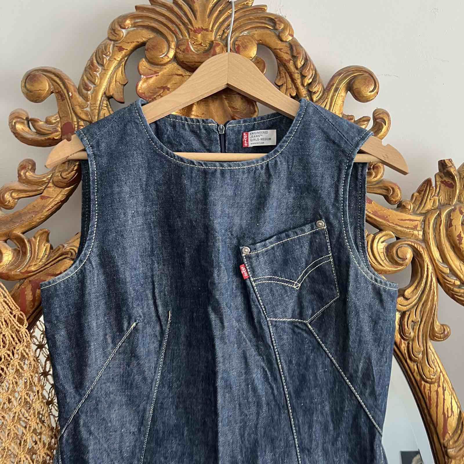 Levi's VTG Levi’s Woman Engineered Denim Dress Sz S Size S / US 4 / IT 40 - 3 Thumbnail