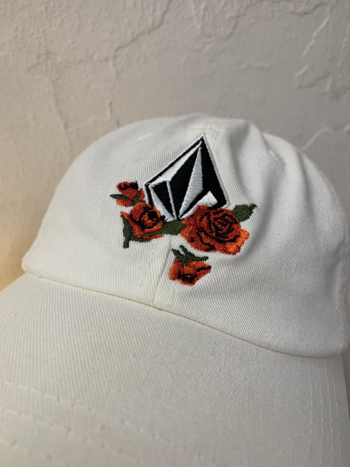 Volcom Volcom Logo With Roses Hats Size ONE SIZE - 1 Thumbnail