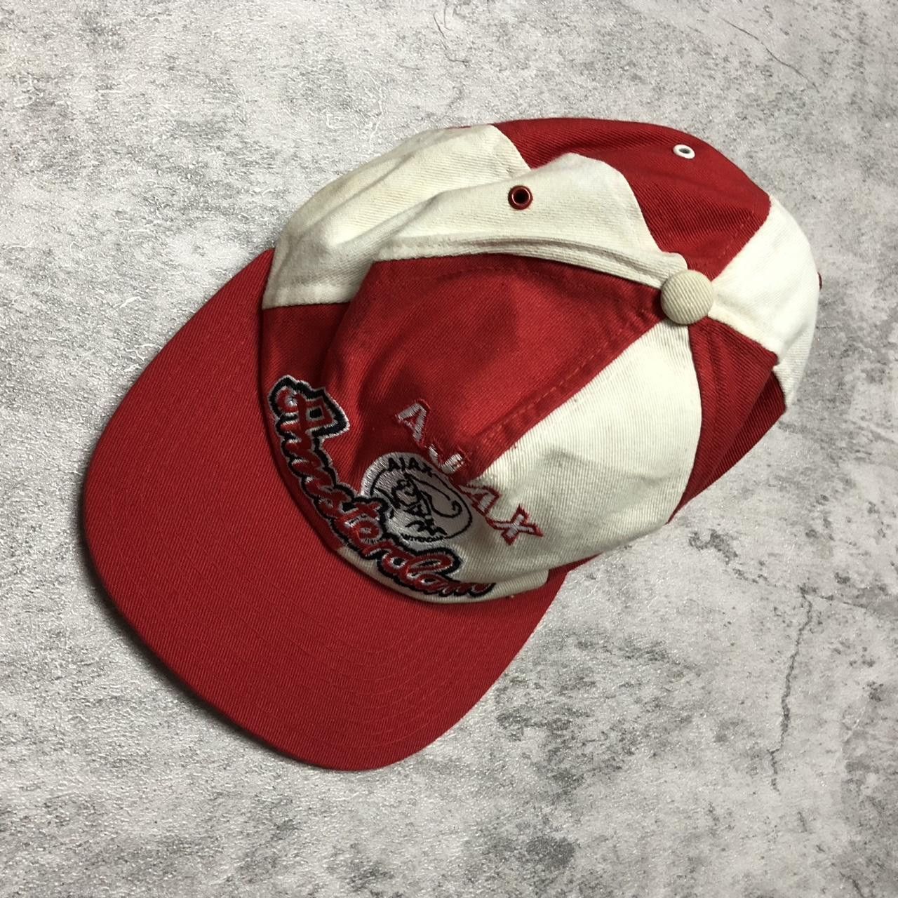 Other Red and white vintage snapback hat accessories Size ONE SIZE - 1 Thumbnail