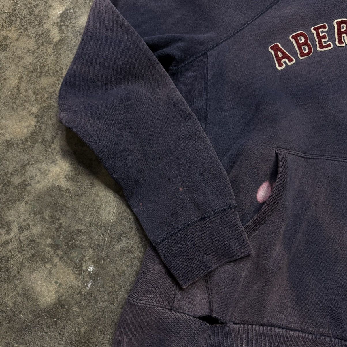 Abercrombie & Fitch vintage y2k Abercrombie and fitch faded thrashed swestshirt Size US L / EU 52-54 / 3 - 4 Thumbnail