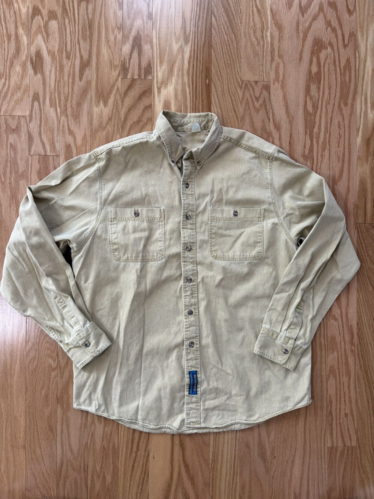 Vintage Vintage Bear Back Corduroy Button Up Shirt Beige Workwear Size US L / EU 52-54 / 3 - 1 Thumbnail