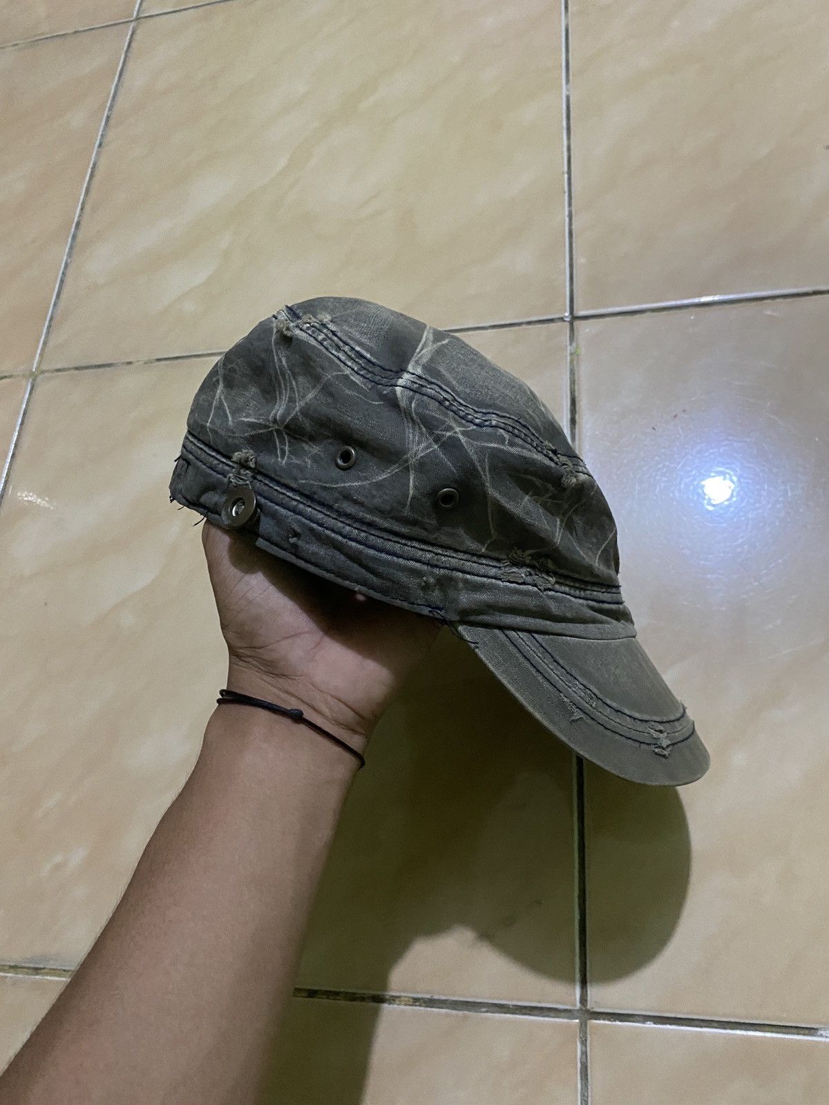 Japanese Brand COMMANDO HATS SMOKE MOTIF IFSIXWASNINE Size ONE SIZE - 6 Thumbnail