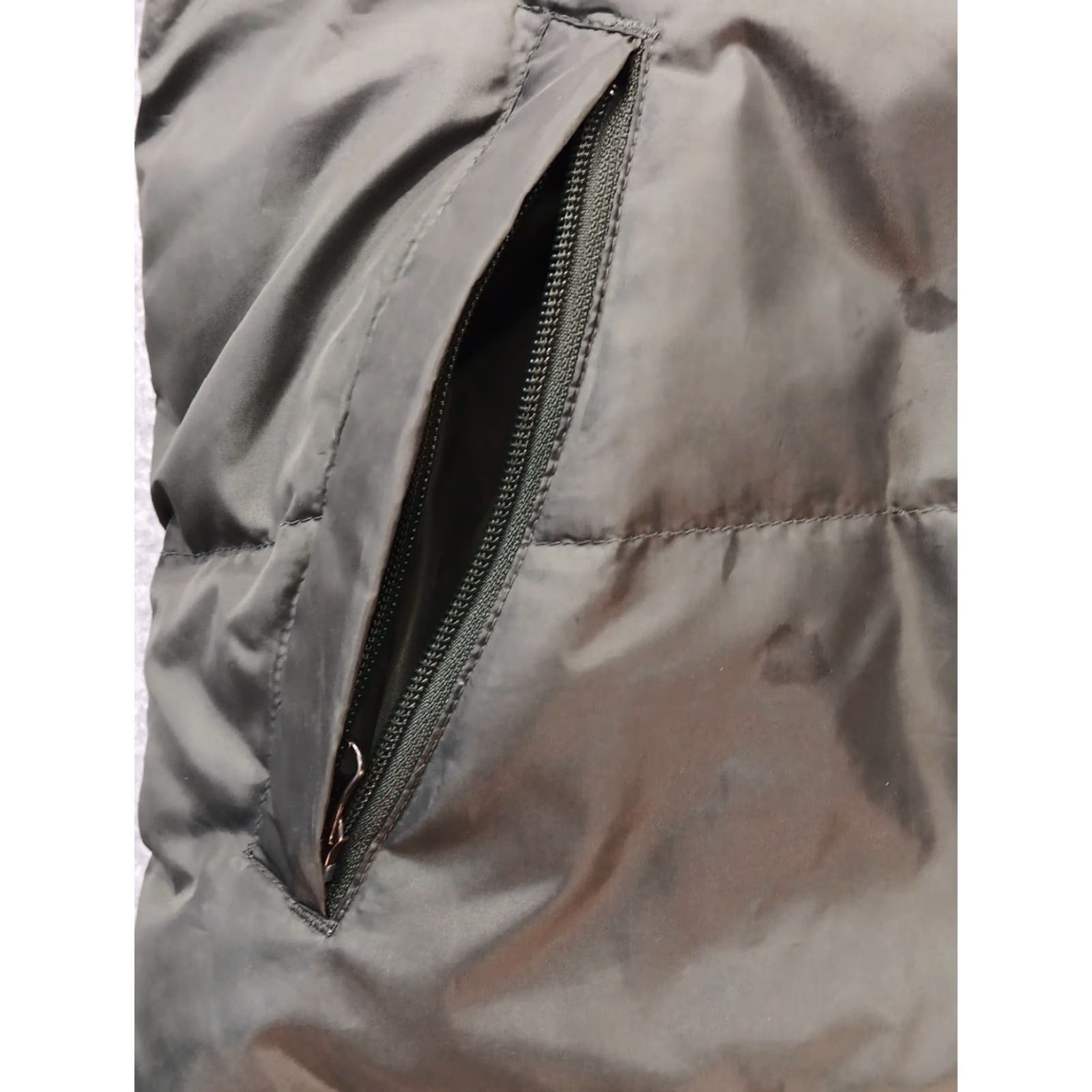 Old Navy VINTAGE Old Navy Reversible Quilted Puffer Jacket Olive Lime M Womens Short Olive Green & Lime Down Quilted Zipper Snap Size M / US 6-8 / IT 42-44 - 7 Thumbnail