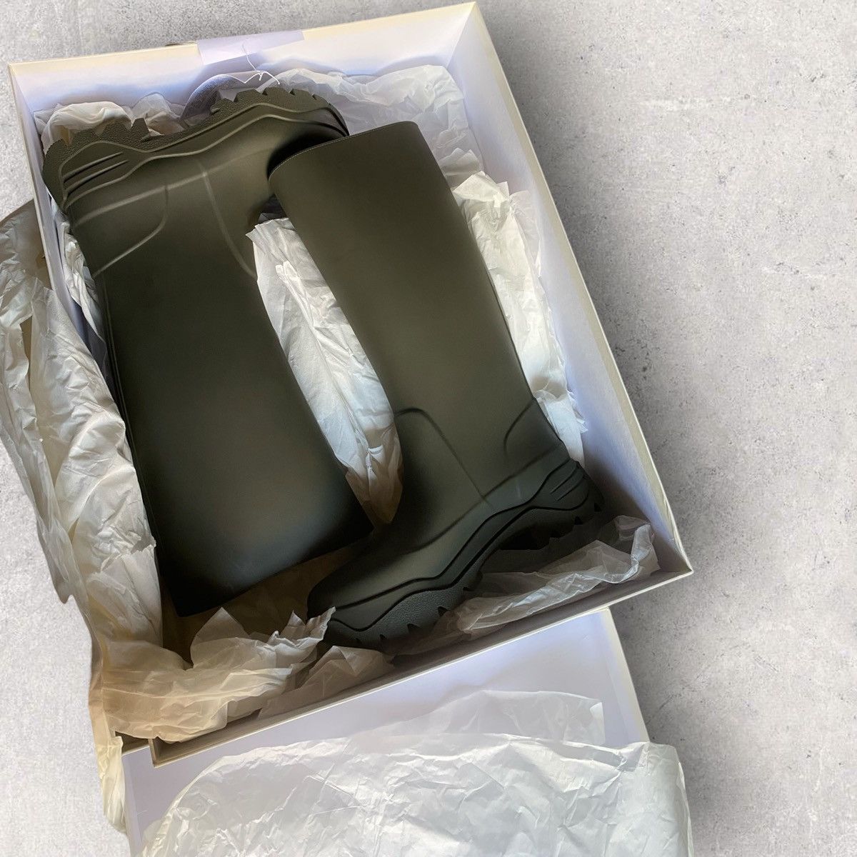 Maison Margiela Margiela Military Green Tabi Rainboot Size US 10 / IT 40 - 1 Thumbnail