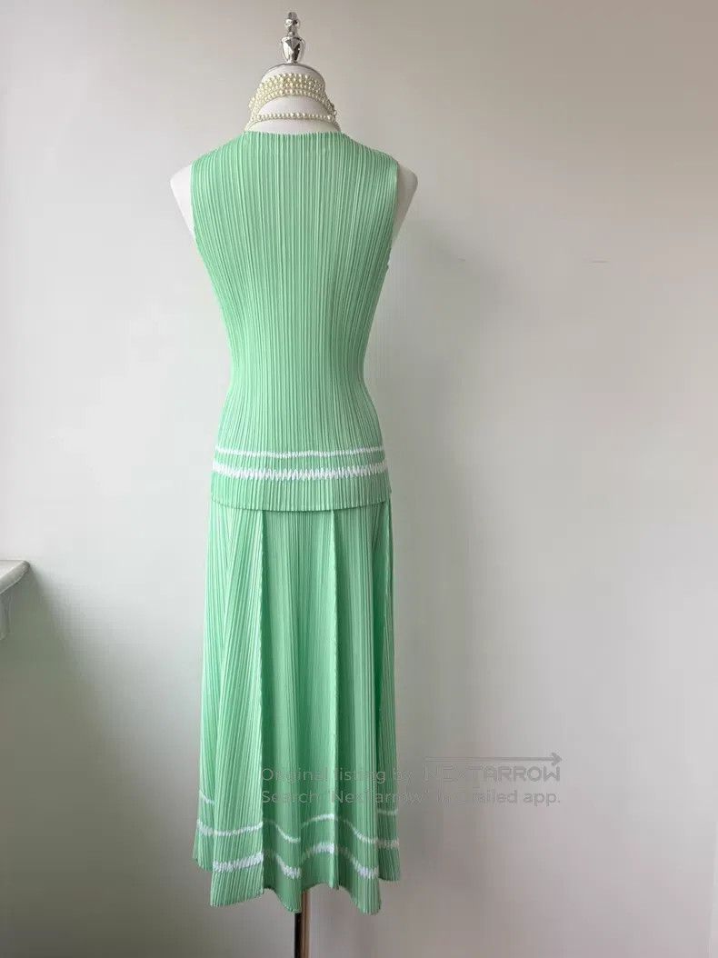 Issey Miyake Issey Miyake SIZE:3 Green Midi Skirt Size 23" - 3 Thumbnail